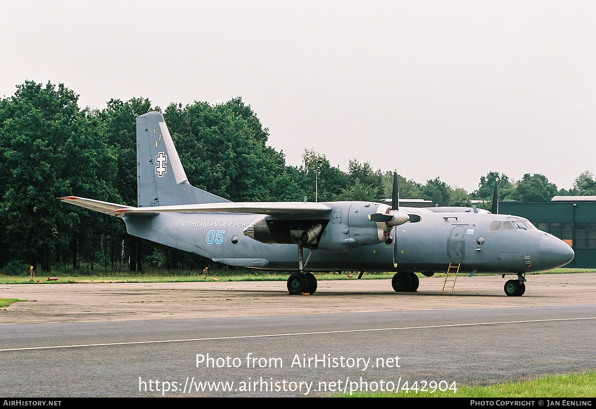 Aircraft Photo of 05 blue | Antonov An-26B | Lithuania - Air Force | AirHistory.net #442904