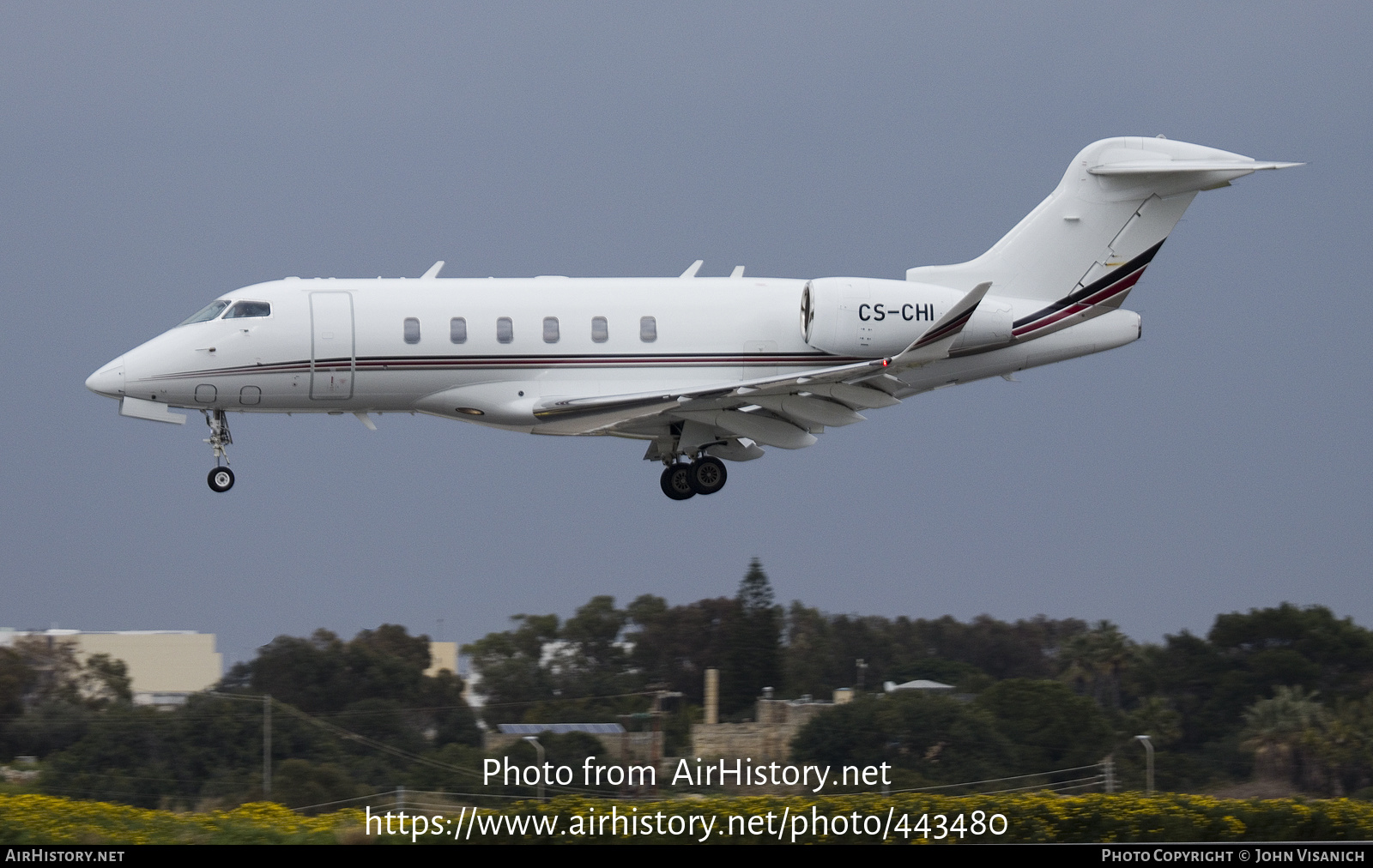 Aircraft Photo of CS-CHI | Bombardier Challenger 350 (BD-100-1A10) | AirHistory.net #443480