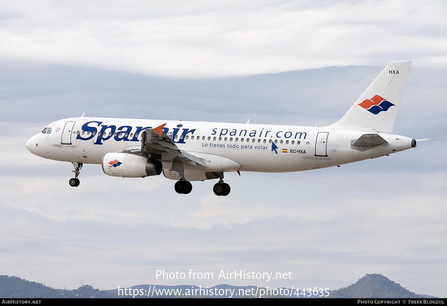 Aircraft Photo of EC-HXA | Airbus A320-232 | Spanair | AirHistory.net #443635