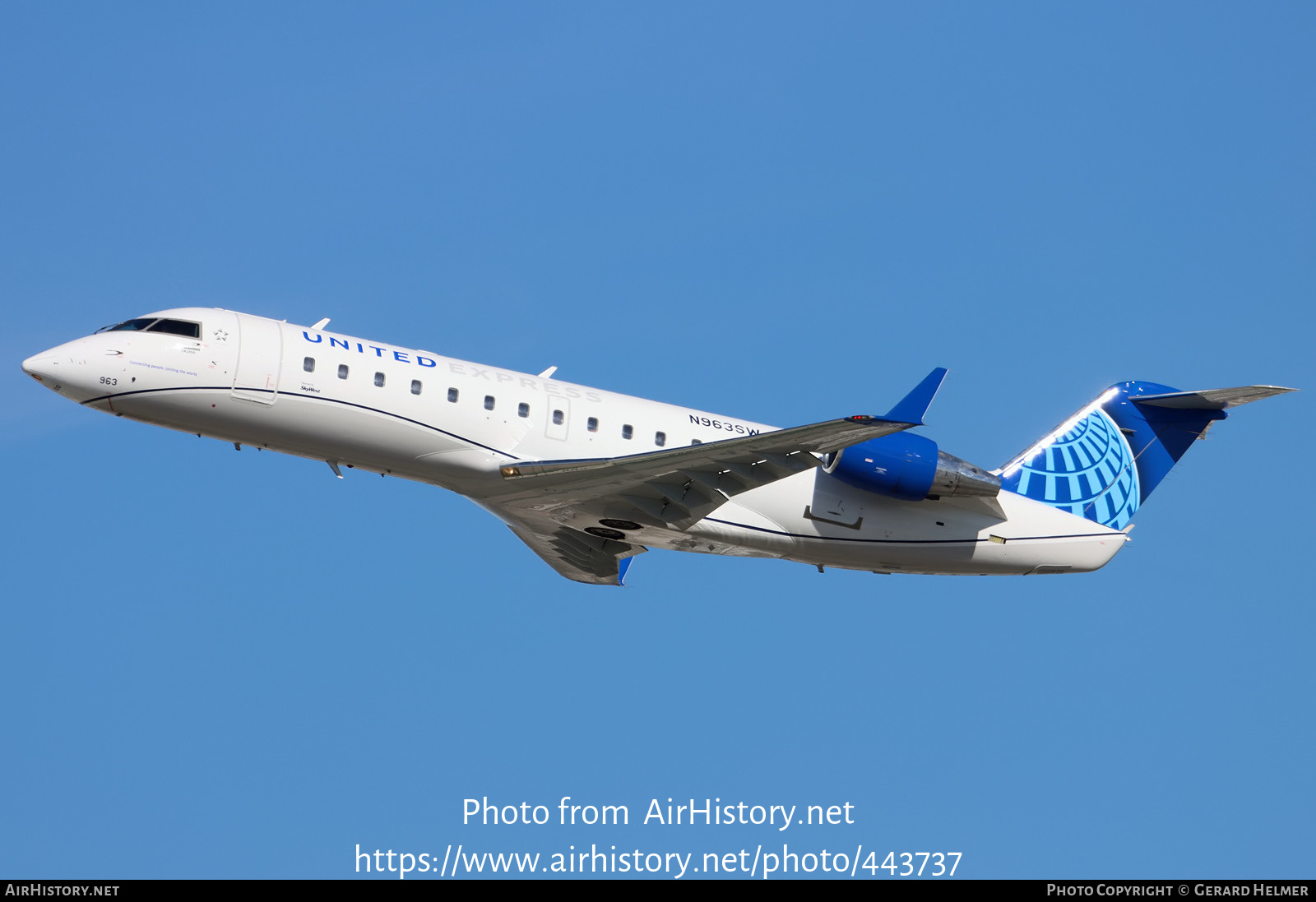 Aircraft Photo of N963SW | Bombardier CRJ-200ER (CL-600-2B19) | United Express | AirHistory.net #443737