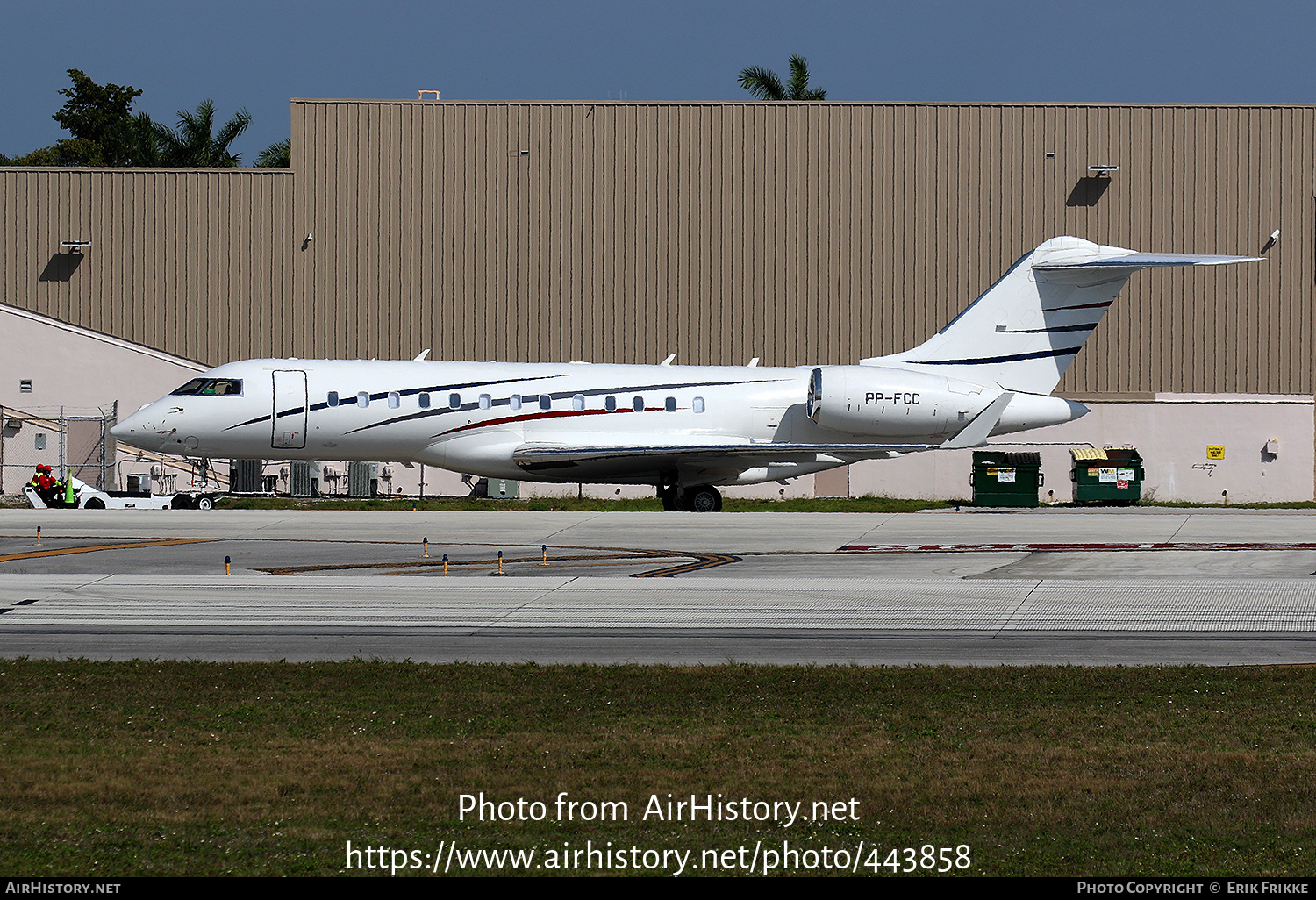 Aircraft Photo of PP-FCC | Bombardier Global 6000 (BD-700-1A10) | AirHistory.net #443858