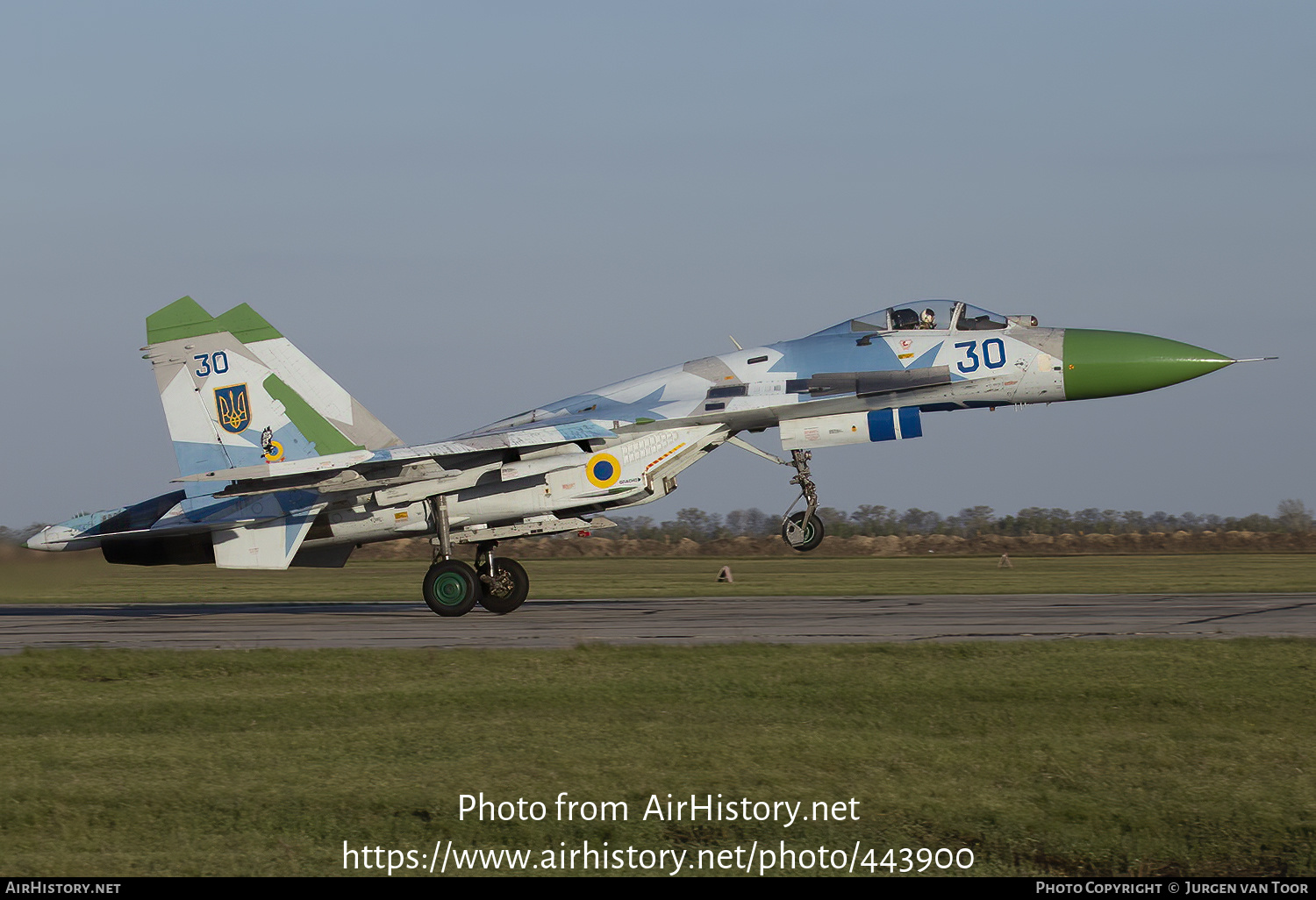 Aircraft Photo of 30 blue | Sukhoi Su-27S | Ukraine - Air Force | AirHistory.net #443900