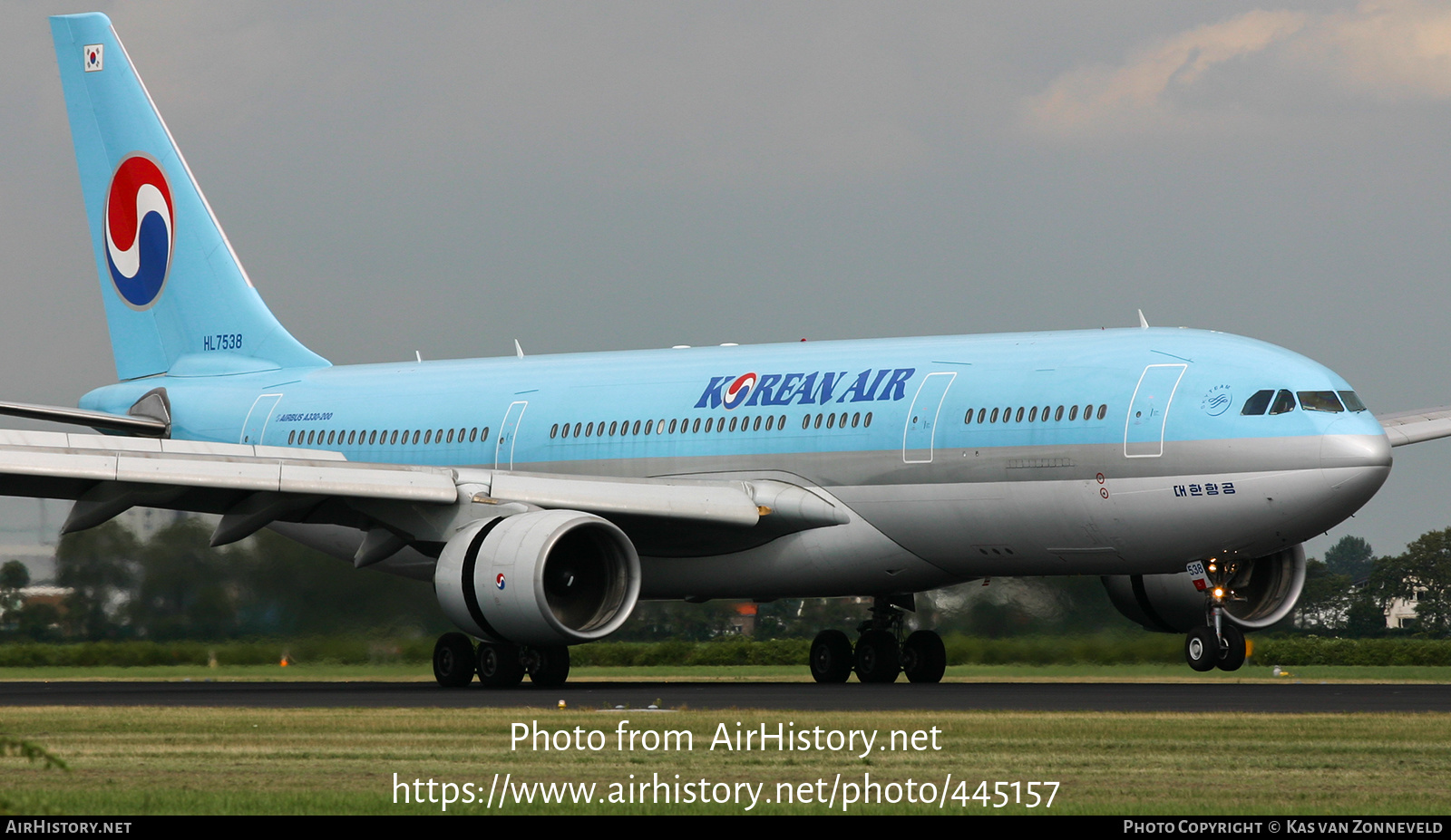 Aircraft Photo of HL7538 | Airbus A330-223 | Korean Air | AirHistory.net #445157