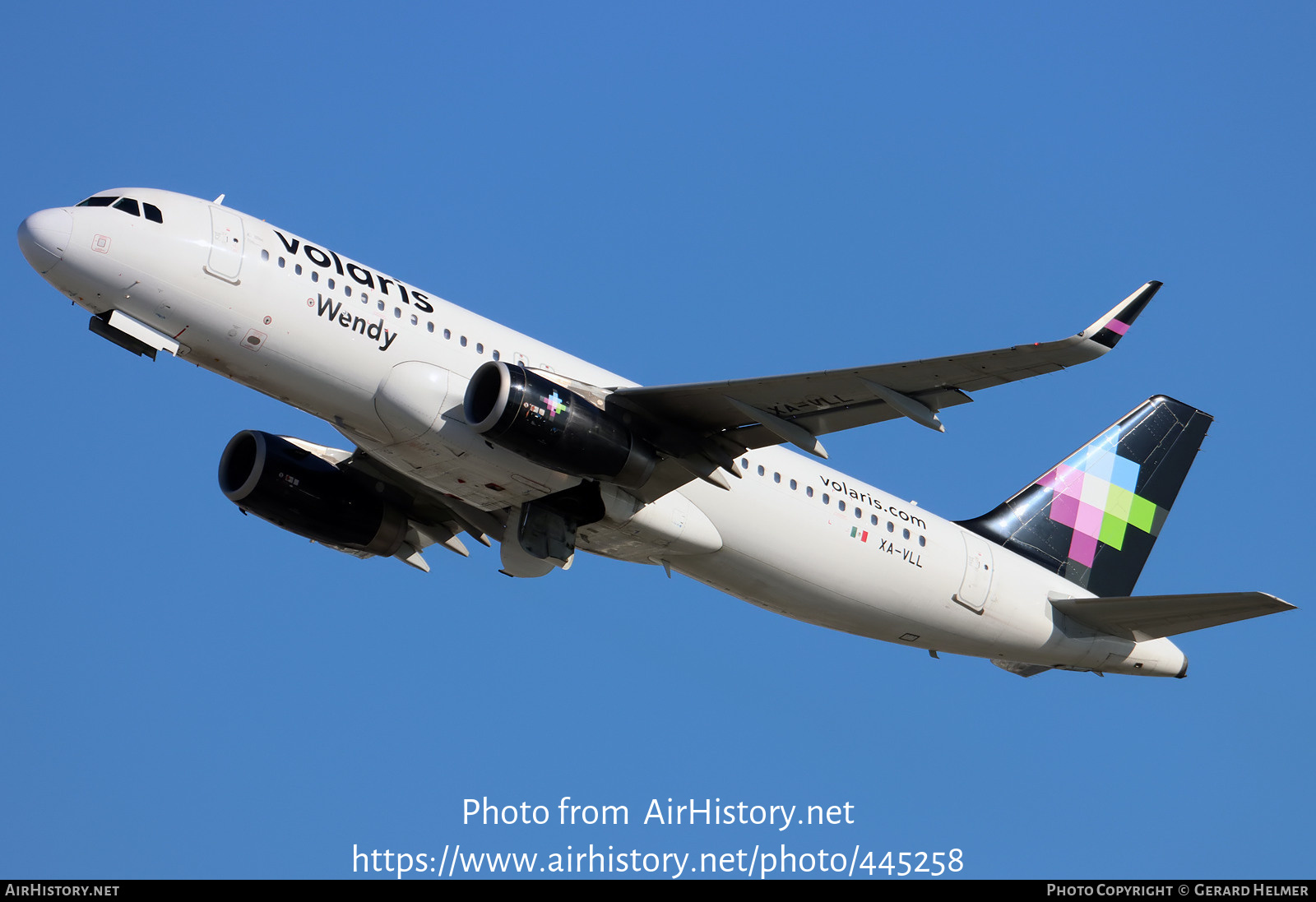 Aircraft Photo of XA-VLL | Airbus A320-233 | Volaris | AirHistory.net #445258