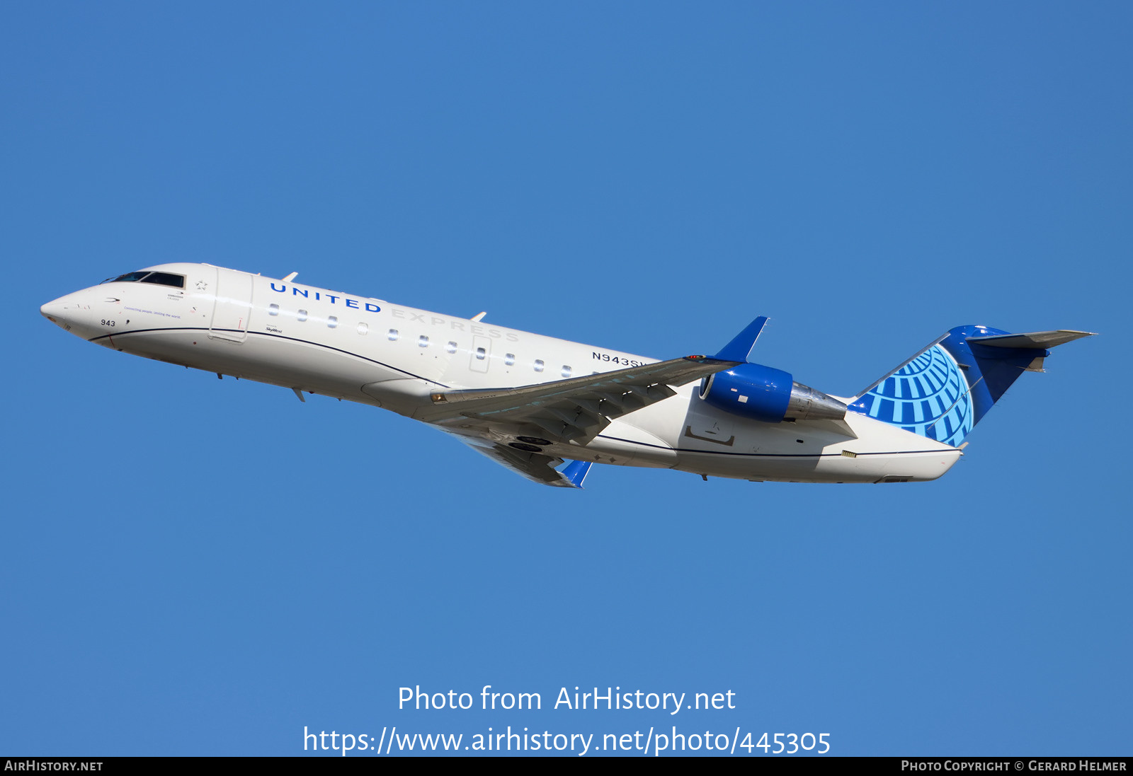 Aircraft Photo of N943SW | Bombardier CRJ-200LR (CL-600-2B19) | United Express | AirHistory.net #445305