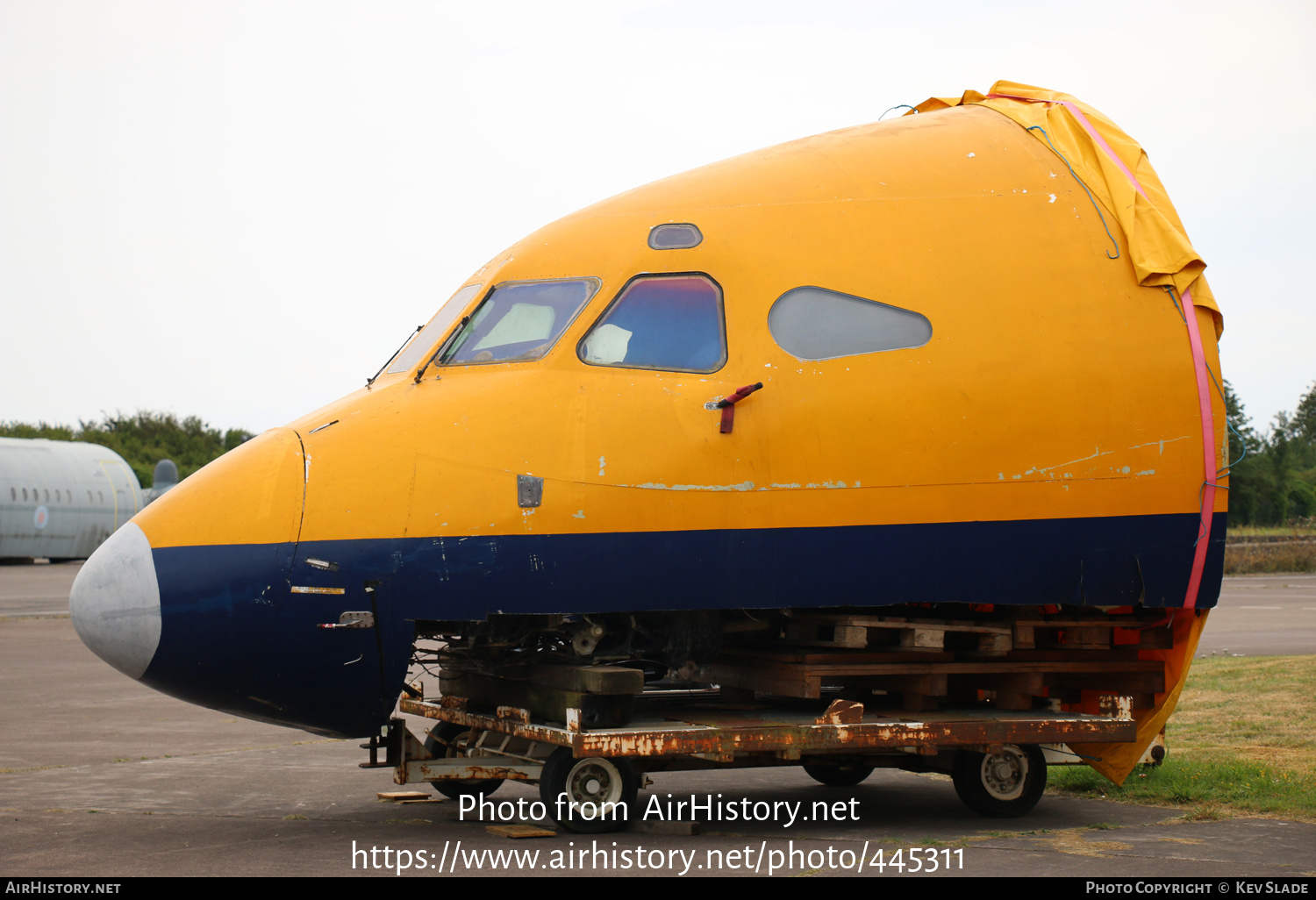 Aircraft Photo of G-AVFM | Hawker Siddeley HS-121 Trident 2E | AirHistory.net #445311