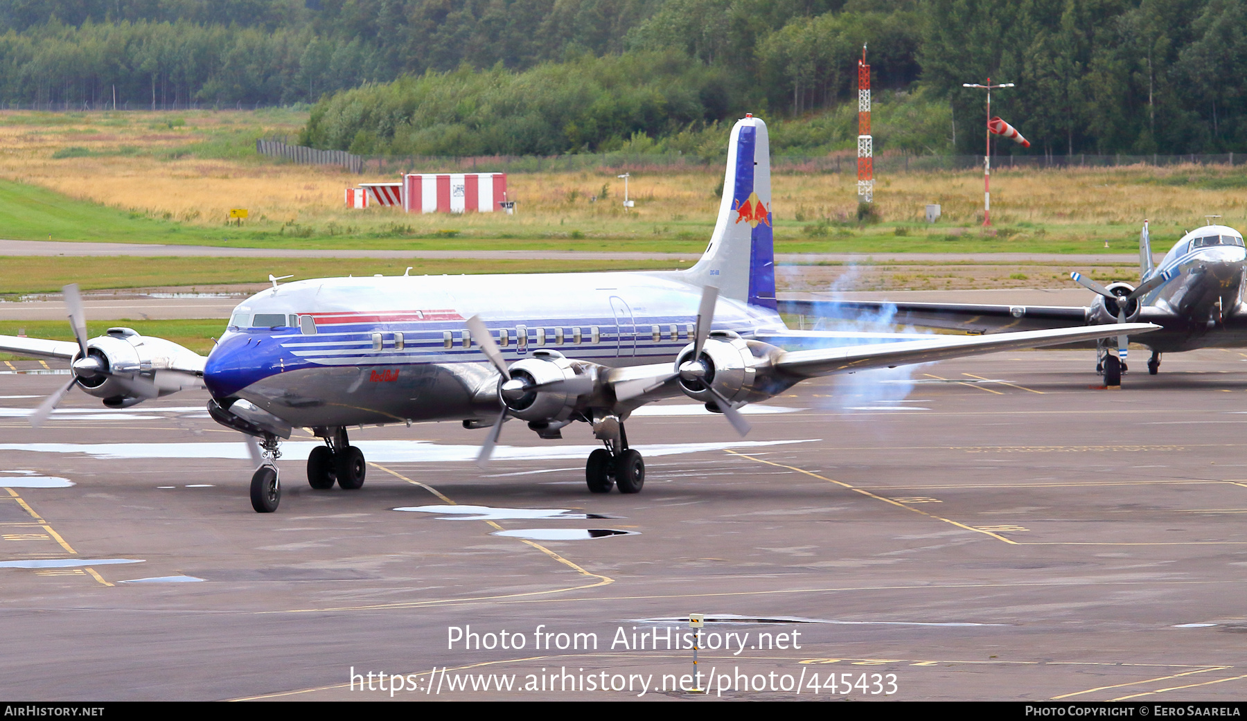 Aircraft Photo of N996DM | Douglas DC-6B | Red Bull | AirHistory.net #445433