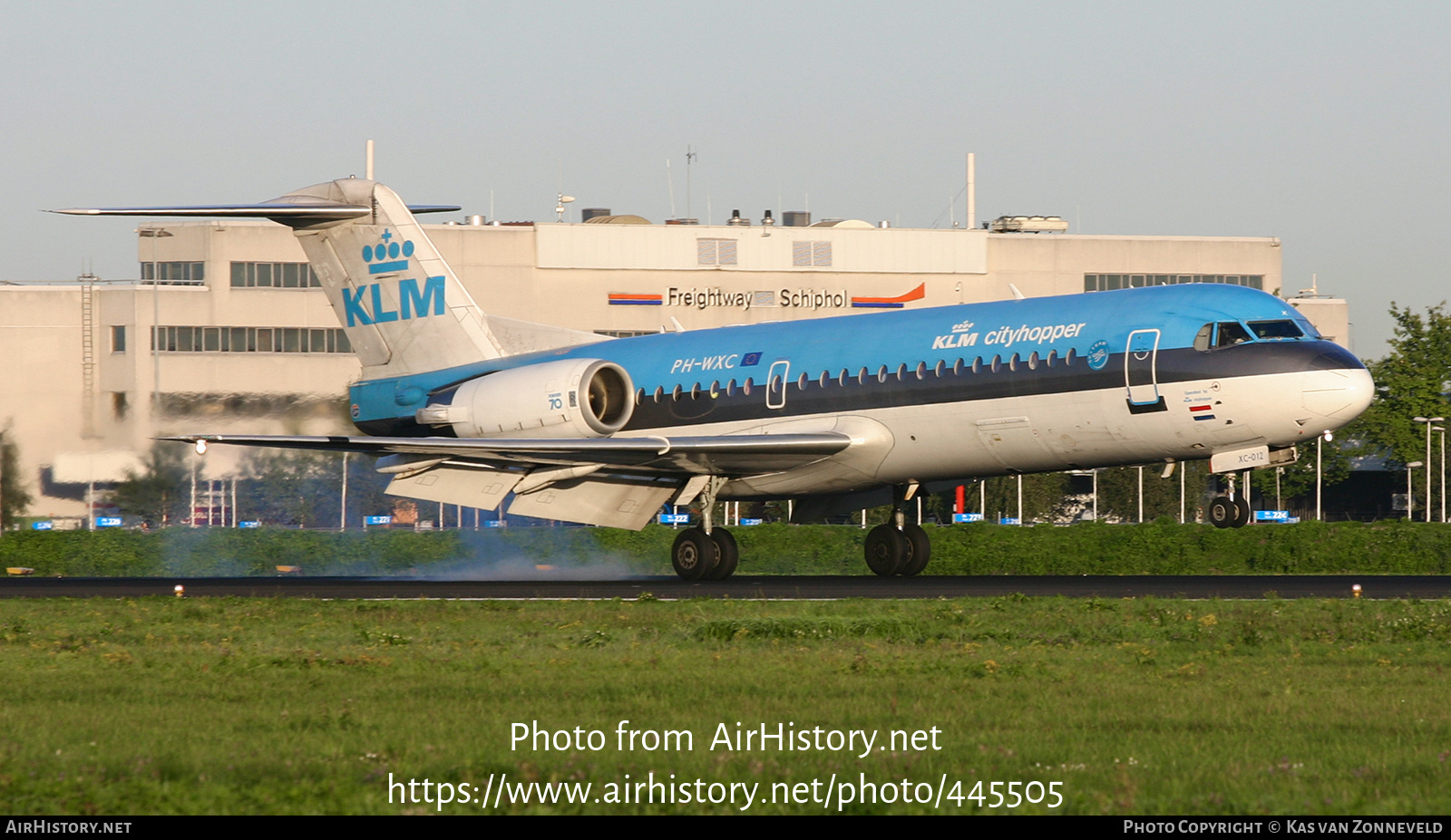 Aircraft Photo of PH-WXC | Fokker 70 (F28-0070) | KLM Cityhopper | AirHistory.net #445505