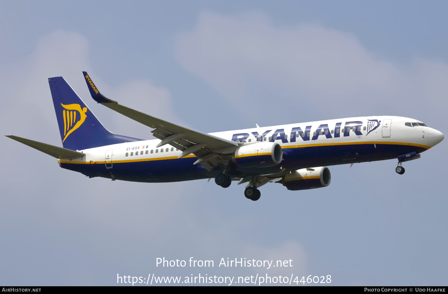 Aircraft Photo of EI-ESX | Boeing 737-8AS | Ryanair | AirHistory.net #446028