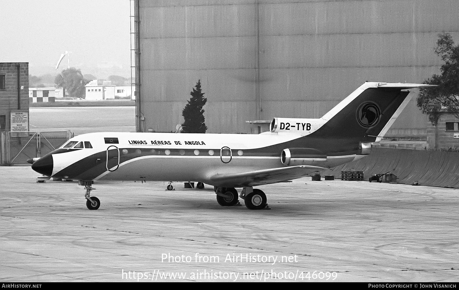 Aircraft Photo of D2-TYB | Yakovlev Yak-40FG | TAAG Angola Airlines - Linhas Aéreas de Angola | AirHistory.net #446099