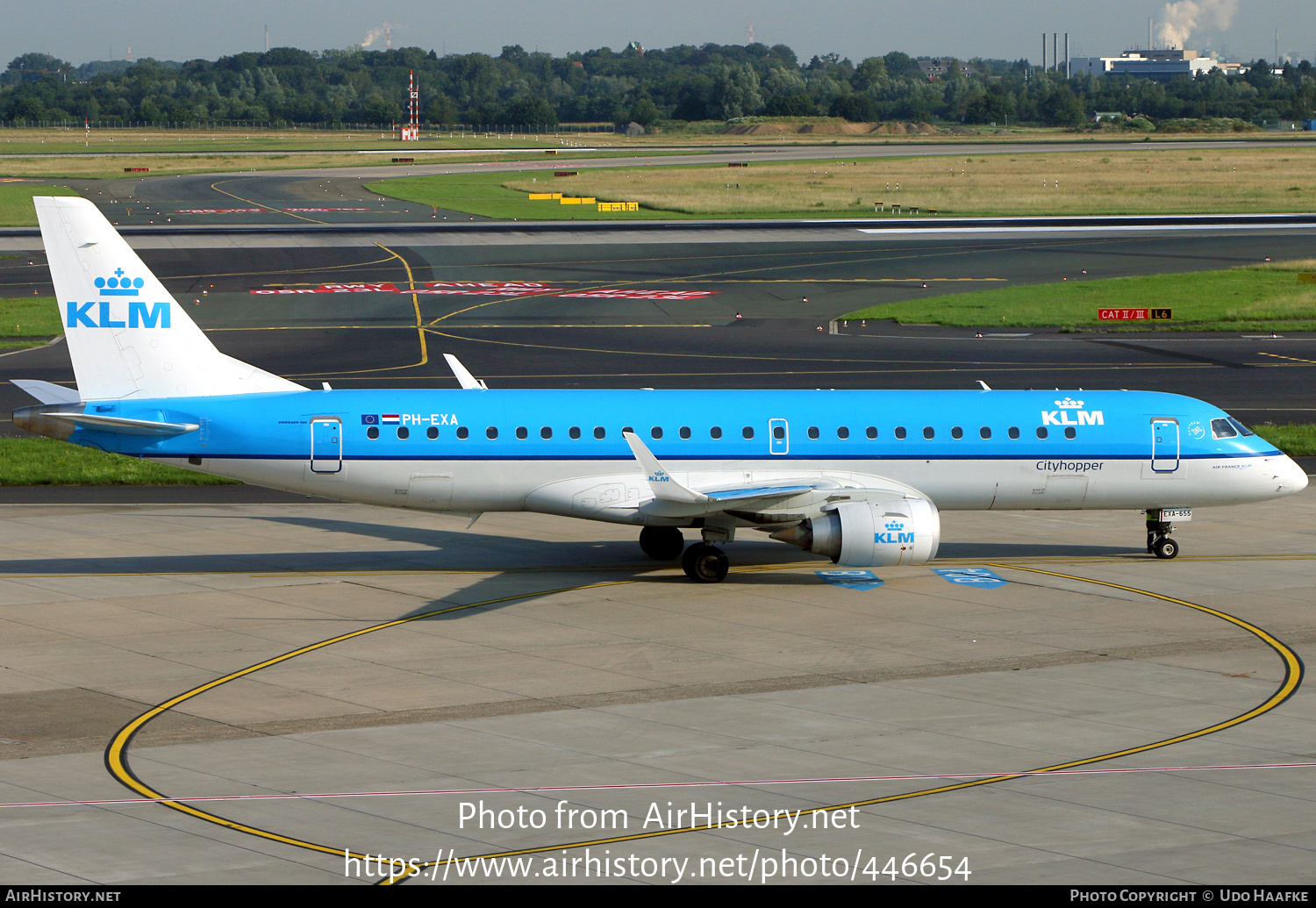 Aircraft Photo of PH-EXA | Embraer 190STD (ERJ-190-100STD) | KLM Cityhopper | AirHistory.net #446654