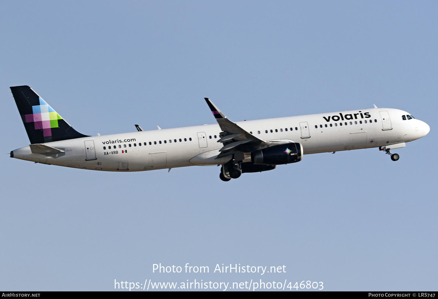 Aircraft Photo of XA-VRB | Airbus A321-231 | Volaris | AirHistory.net #446803