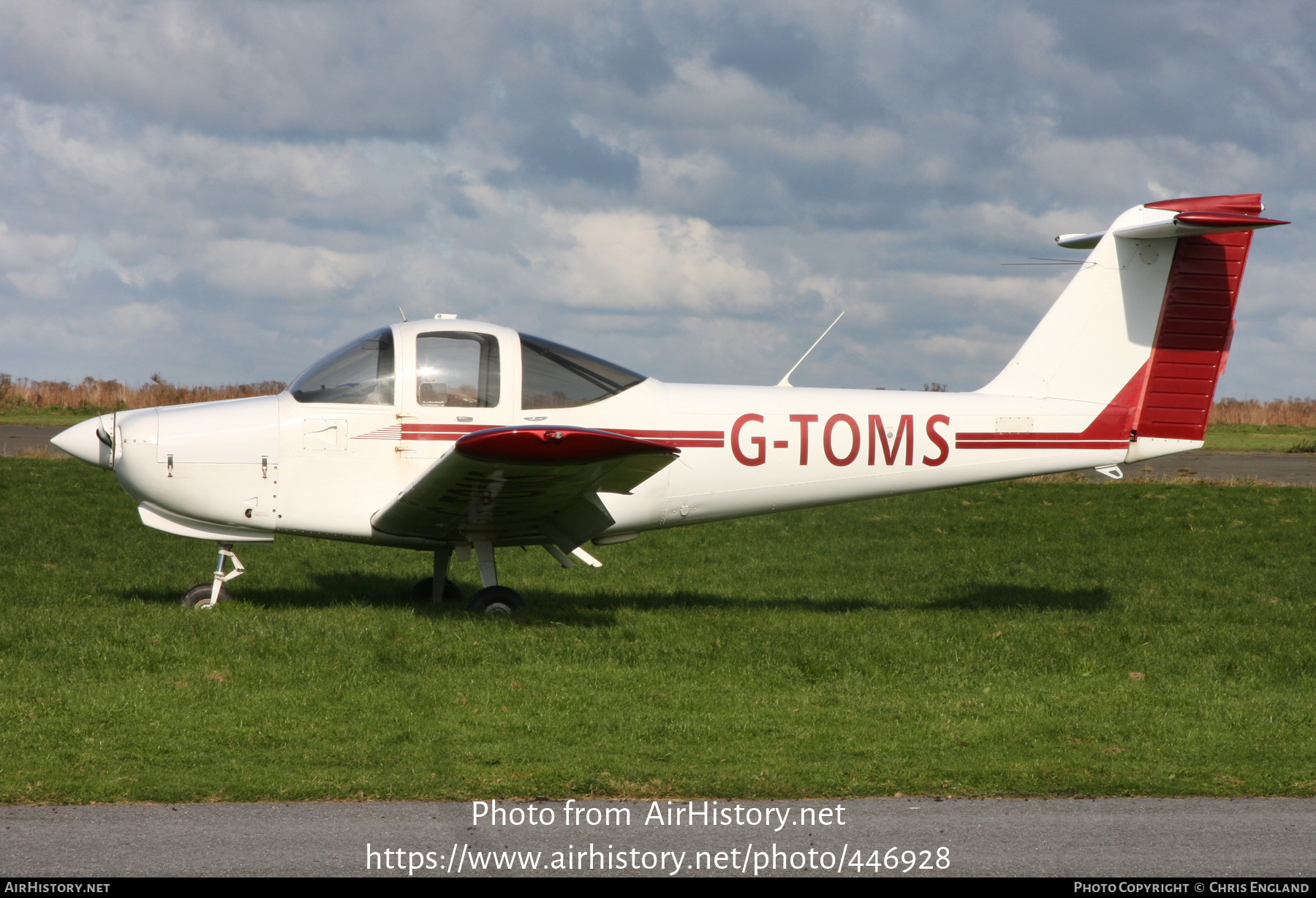 Aircraft Photo of G-TOMS | Piper PA-38-112 Tomahawk | AirHistory.net #446928