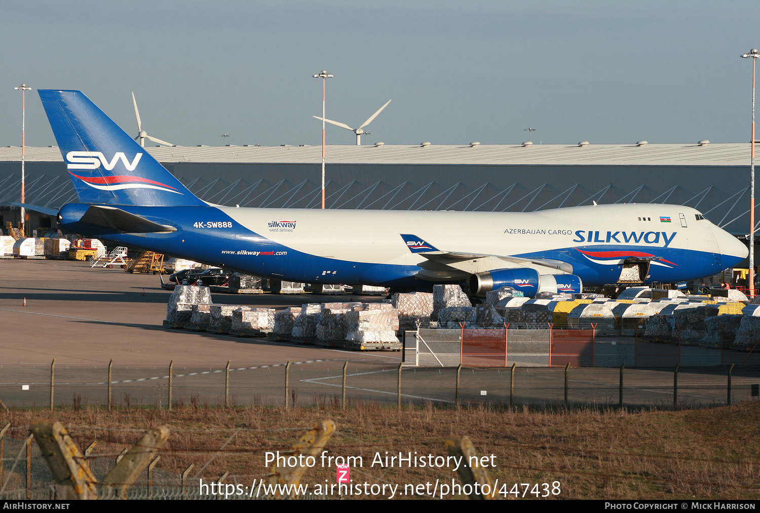 Aircraft Photo of 4K-SW888 | Boeing 747-4R7F/SCD | SilkWay Azerbaijan Cargo | AirHistory.net #447438