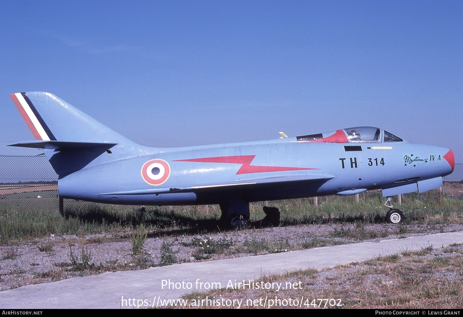 Aircraft Photo of 59 | Dassault MD-454 Mystere IV A | France - Air Force | AirHistory.net #447702