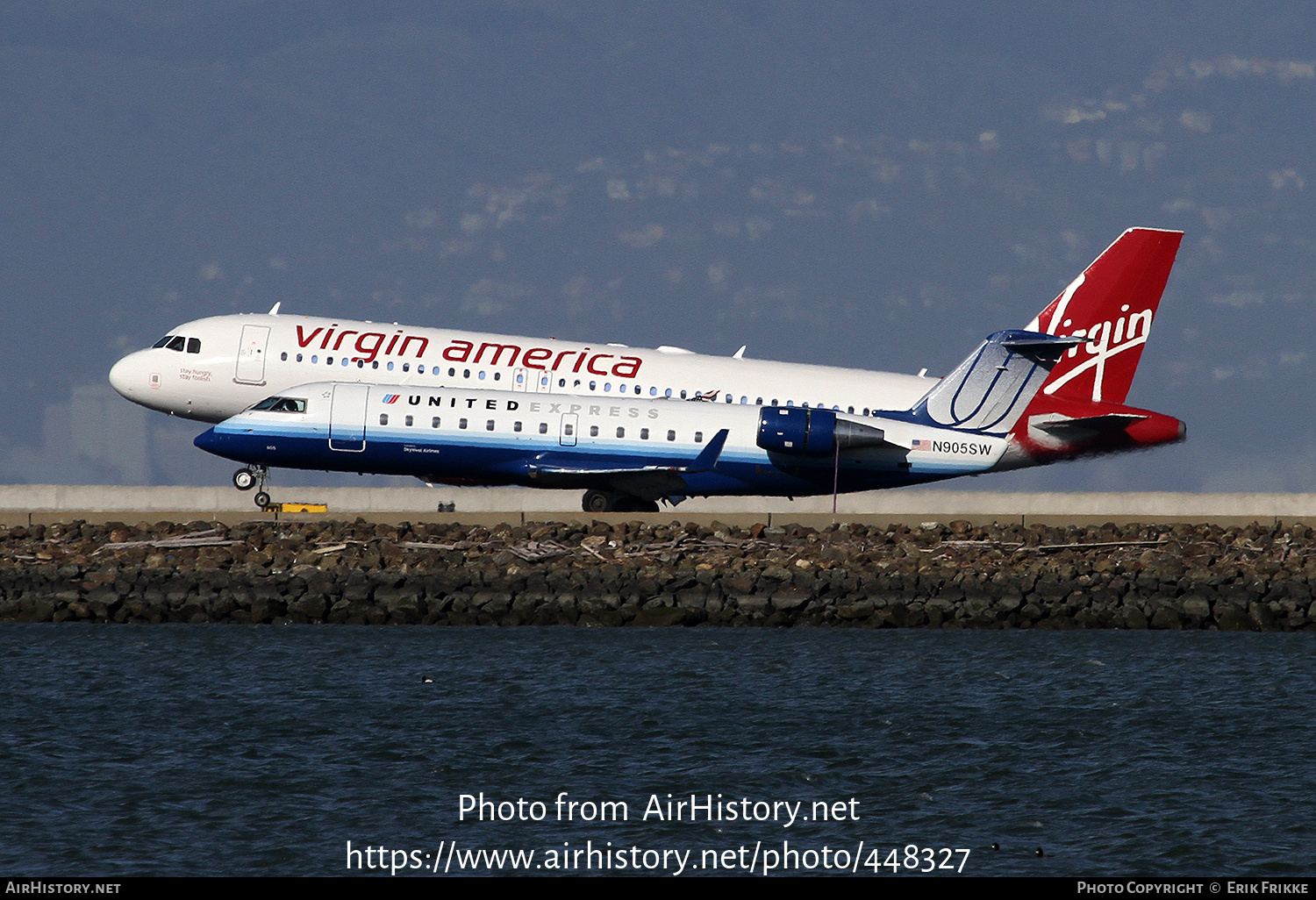 Aircraft Photo of N905SW | Bombardier CRJ-200LR (CL-600-2B19) | United Express | AirHistory.net #448327