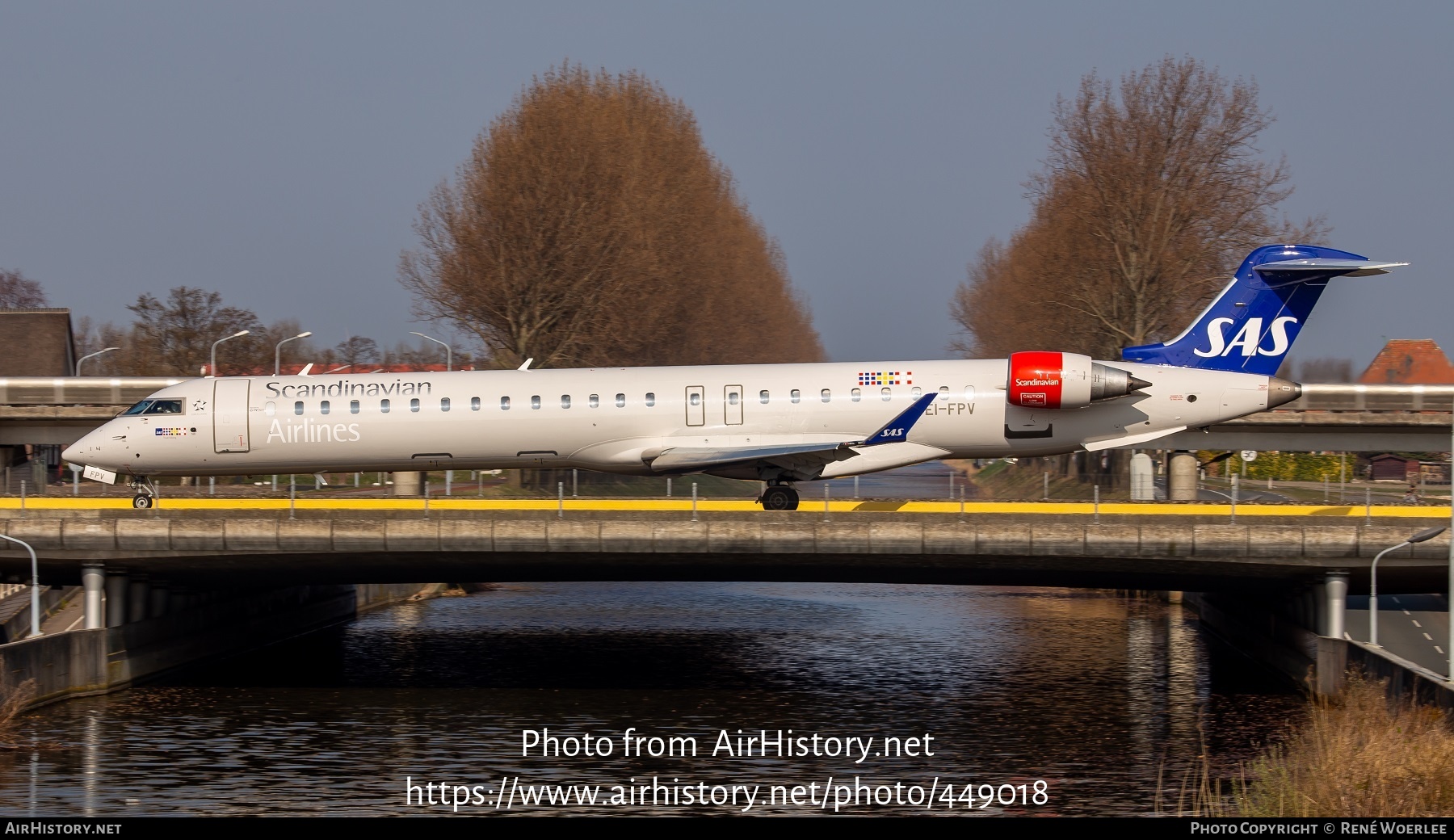 Aircraft Photo of EI-FPV | Bombardier CRJ-900LR (CL-600-2D24) | Scandinavian Airlines - SAS | AirHistory.net #449018