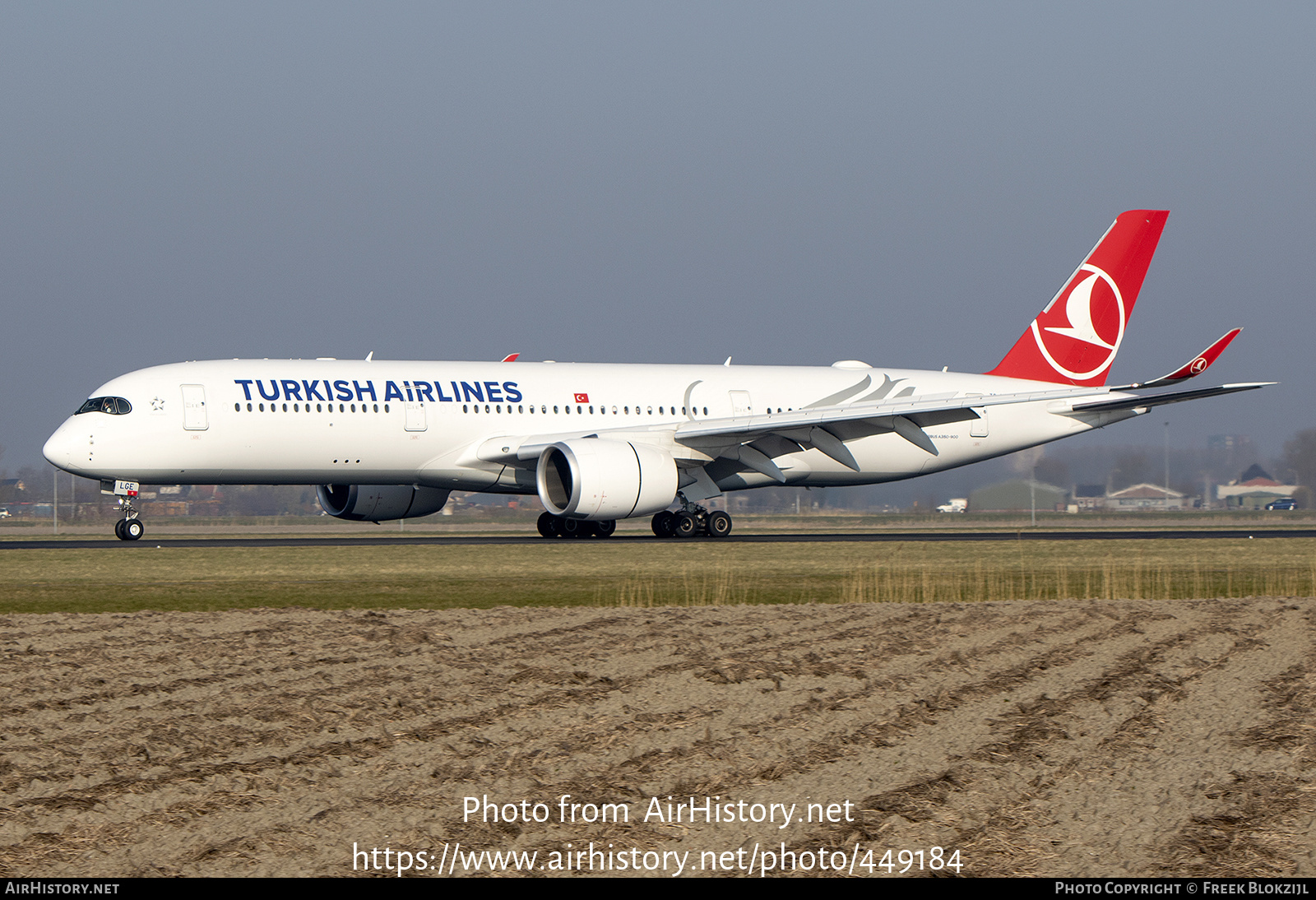 Aircraft Photo of TC-LGE | Airbus A350-941 | Turkish Airlines | AirHistory.net #449184