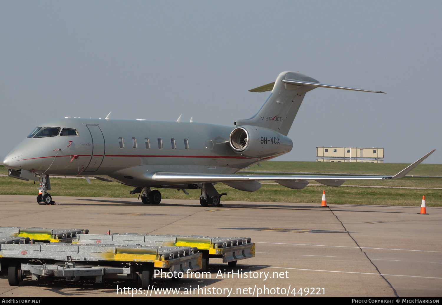 Aircraft Photo of 9H-VCA | Bombardier Challenger 350 (BD-100-1A10) | VistaJet | AirHistory.net #449221