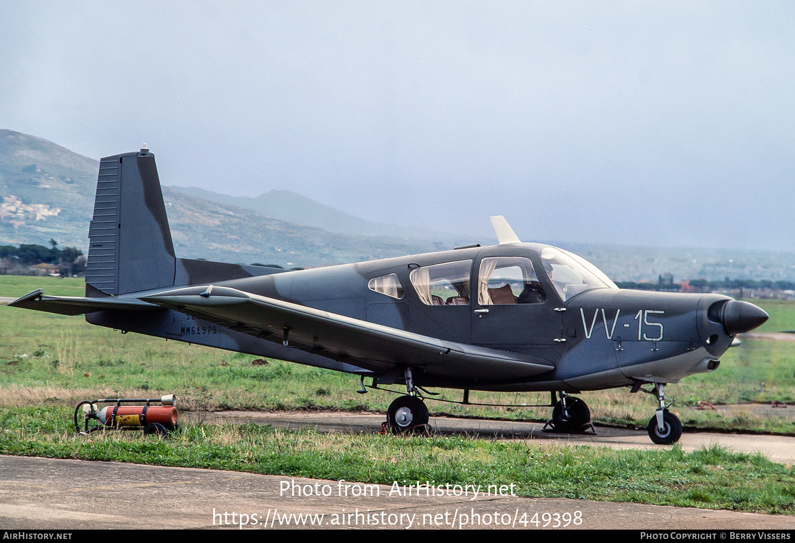 Aircraft Photo of MM61979 | SIAI-Marchetti S-208M | Italy - Air Force | AirHistory.net #449398