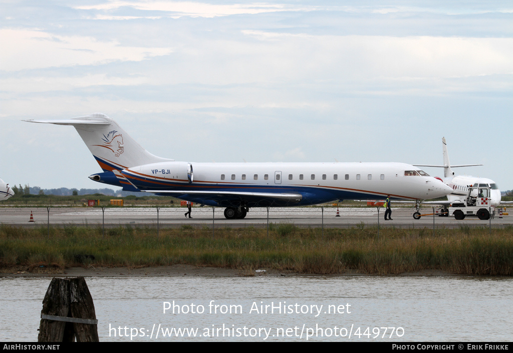 Aircraft Photo of VP-BJI | Bombardier Global Express XRS (BD-700-1A10) | AirHistory.net #449770