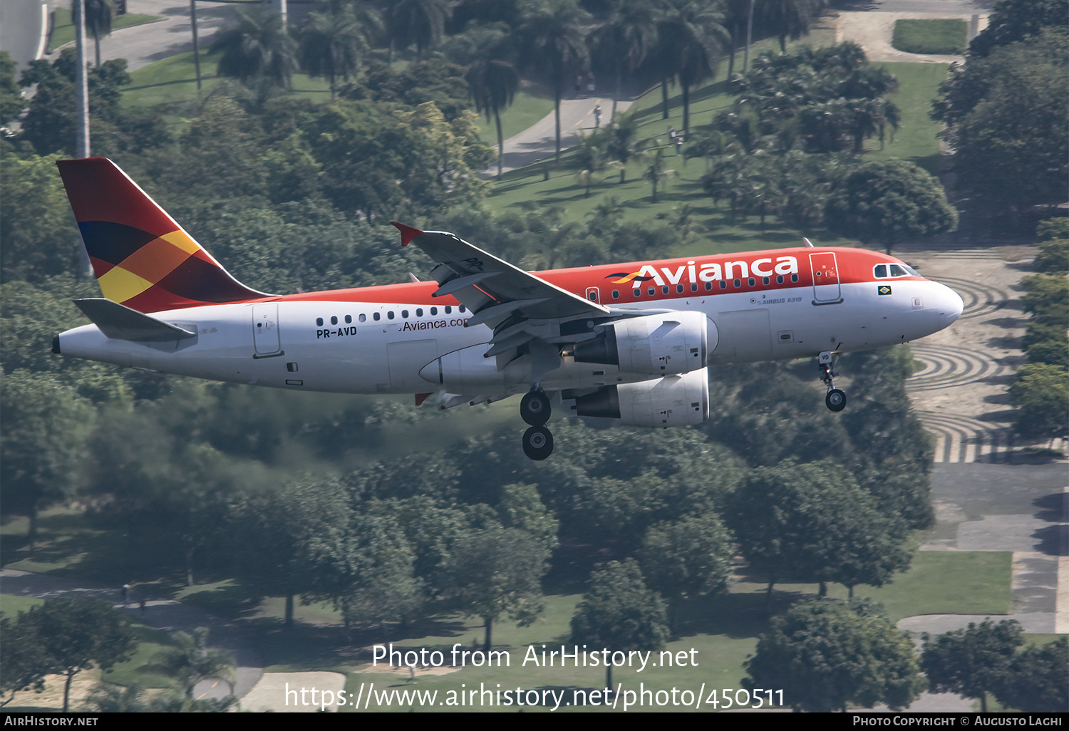 Aircraft Photo of PR-AVD | Airbus A319-115 | Avianca | AirHistory.net #450511