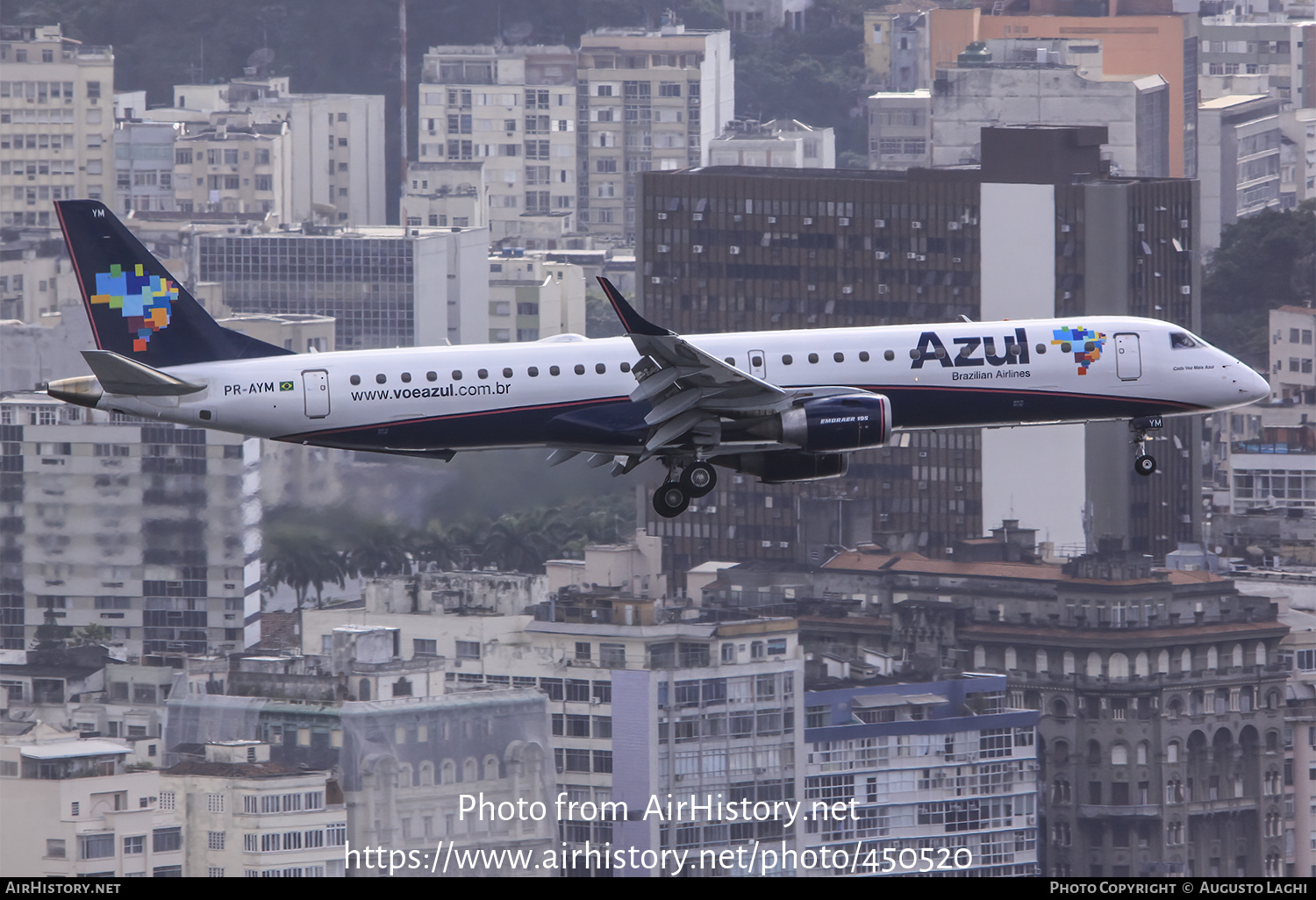 Aircraft Photo of PR-AYM | Embraer 195AR (ERJ-190-200IGW) | Azul Linhas Aéreas Brasileiras | AirHistory.net #450520