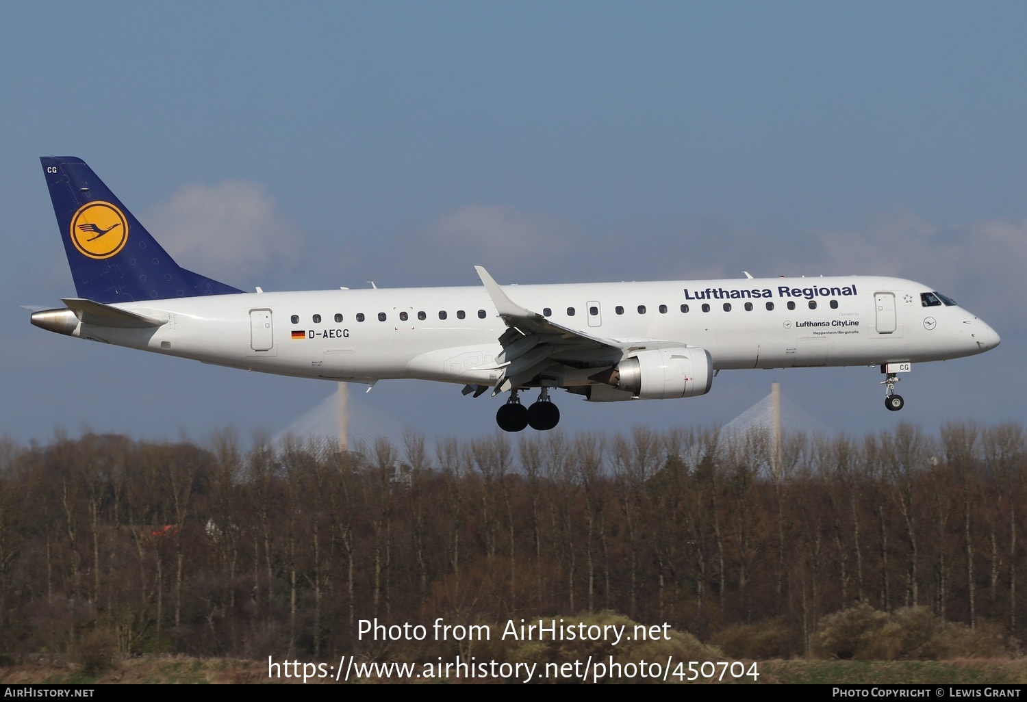 Aircraft Photo of D-AECG | Embraer 190LR (ERJ-190-100LR) | Lufthansa Regional | AirHistory.net #450704