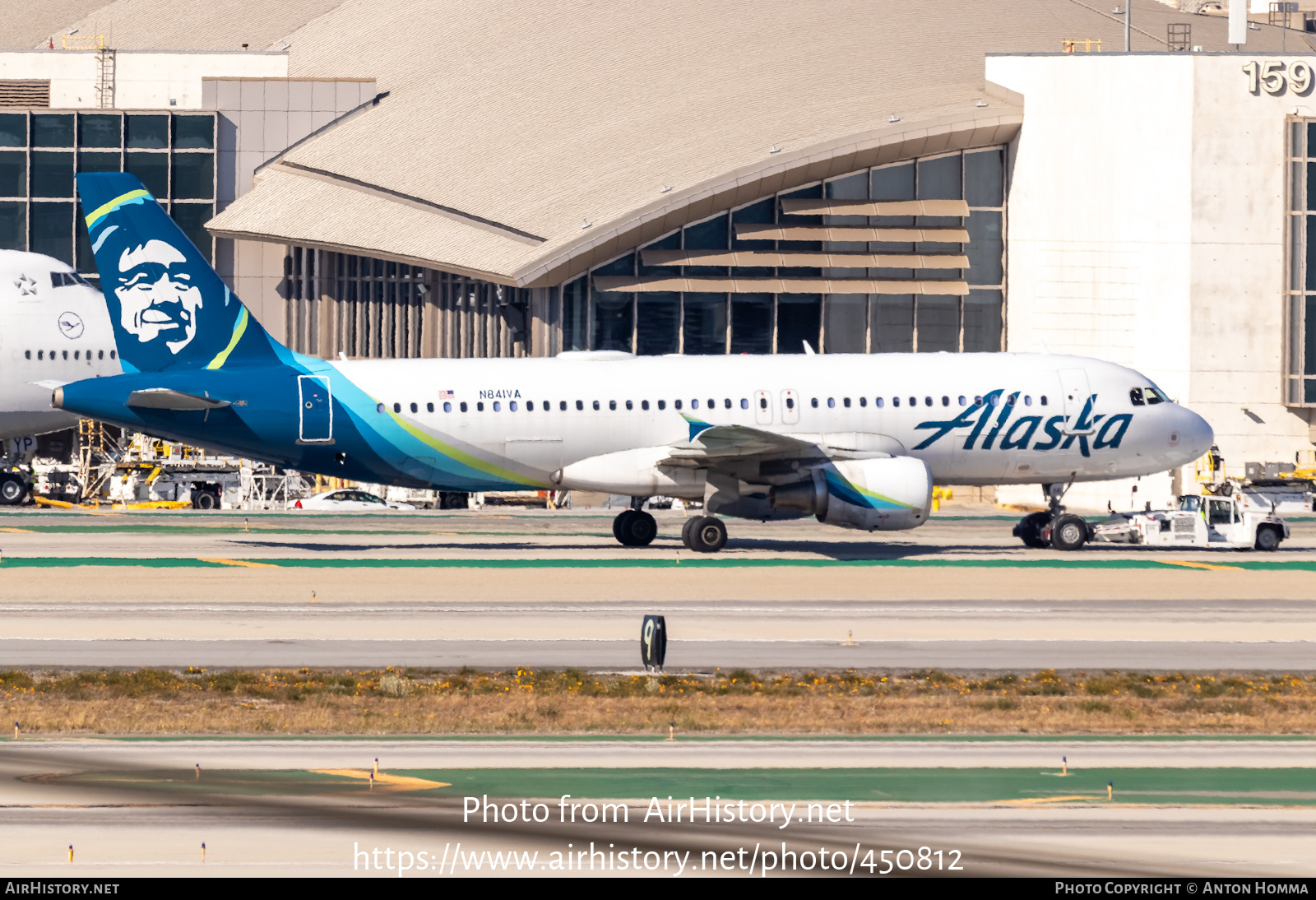 Aircraft Photo of N841VA | Airbus A320-214 | Alaska Airlines | AirHistory.net #450812