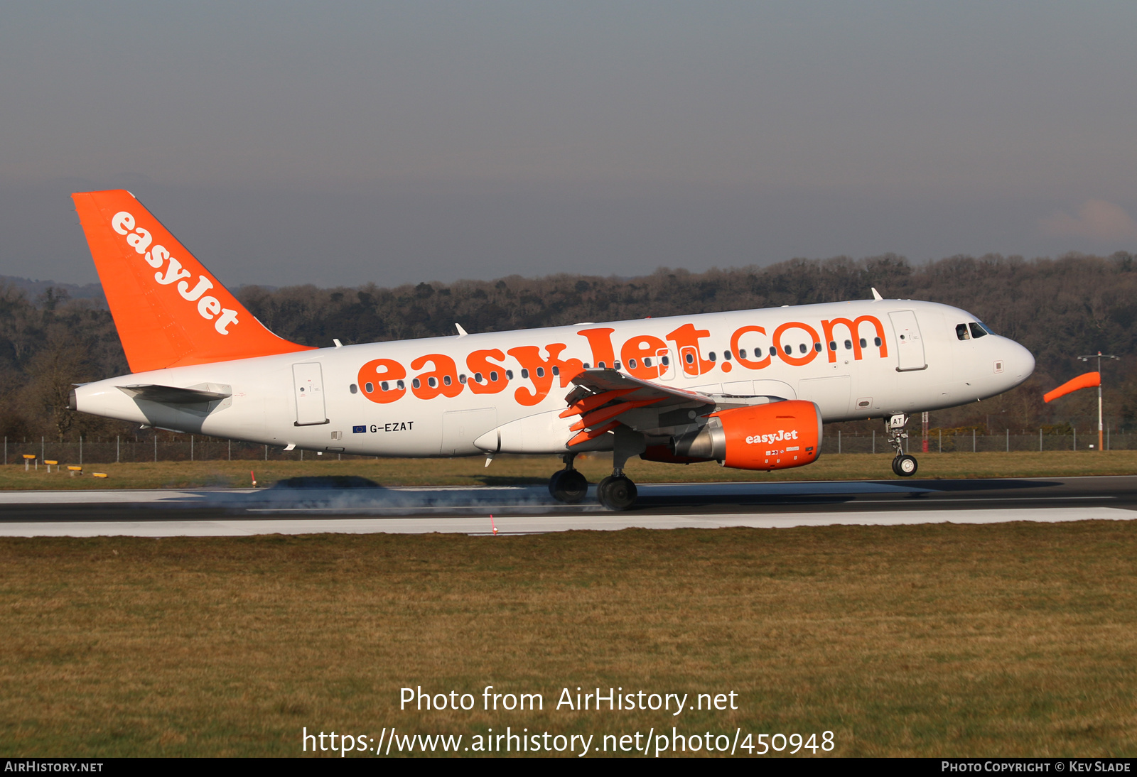 Aircraft Photo of G-EZAT | Airbus A319-111 | EasyJet | AirHistory.net #450948