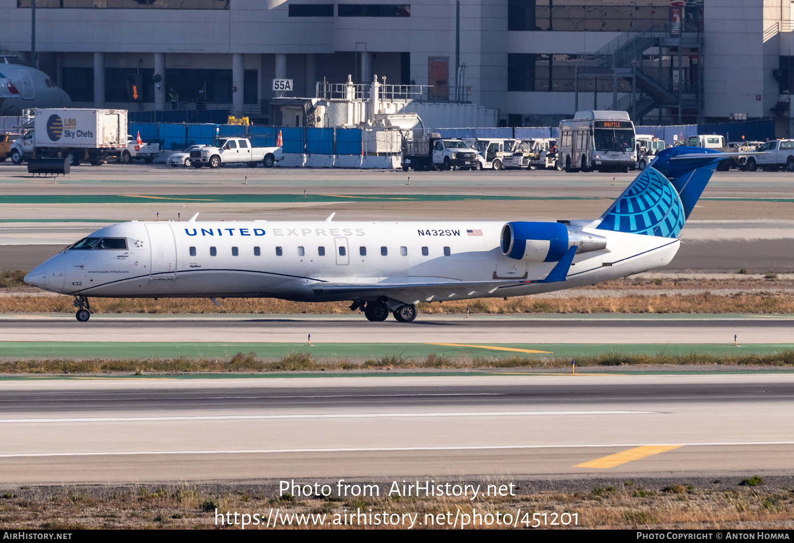 Aircraft Photo of N432SW | Bombardier CRJ-200LR (CL-600-2B19) | United Express | AirHistory.net #451201