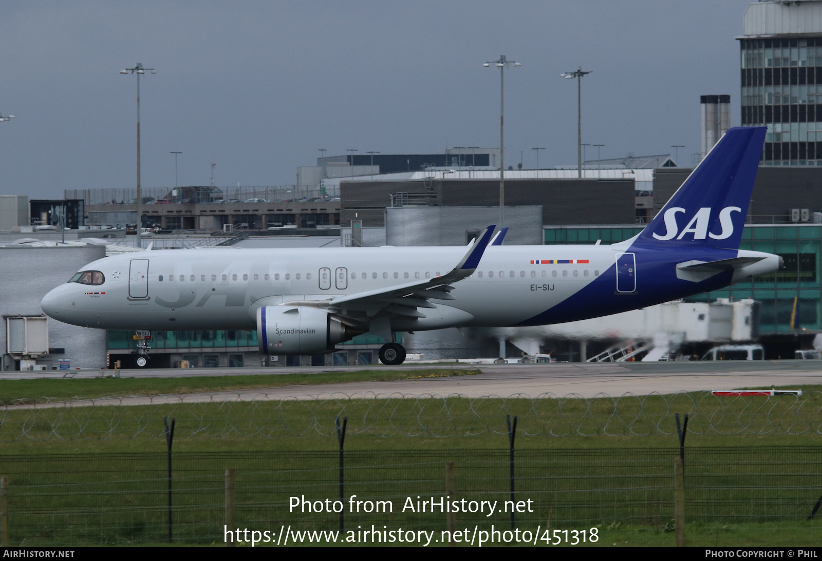 Aircraft Photo of EI-SIJ | Airbus A320-251N | Scandinavian Airlines - SAS | AirHistory.net #451318