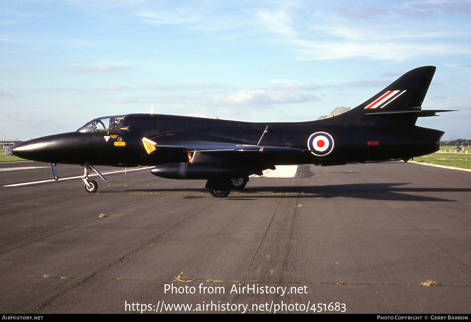 Aircraft Photo of G-FFOX / WV318 | Hawker Hunter T7A | UK - Air Force | AirHistory.net #451683