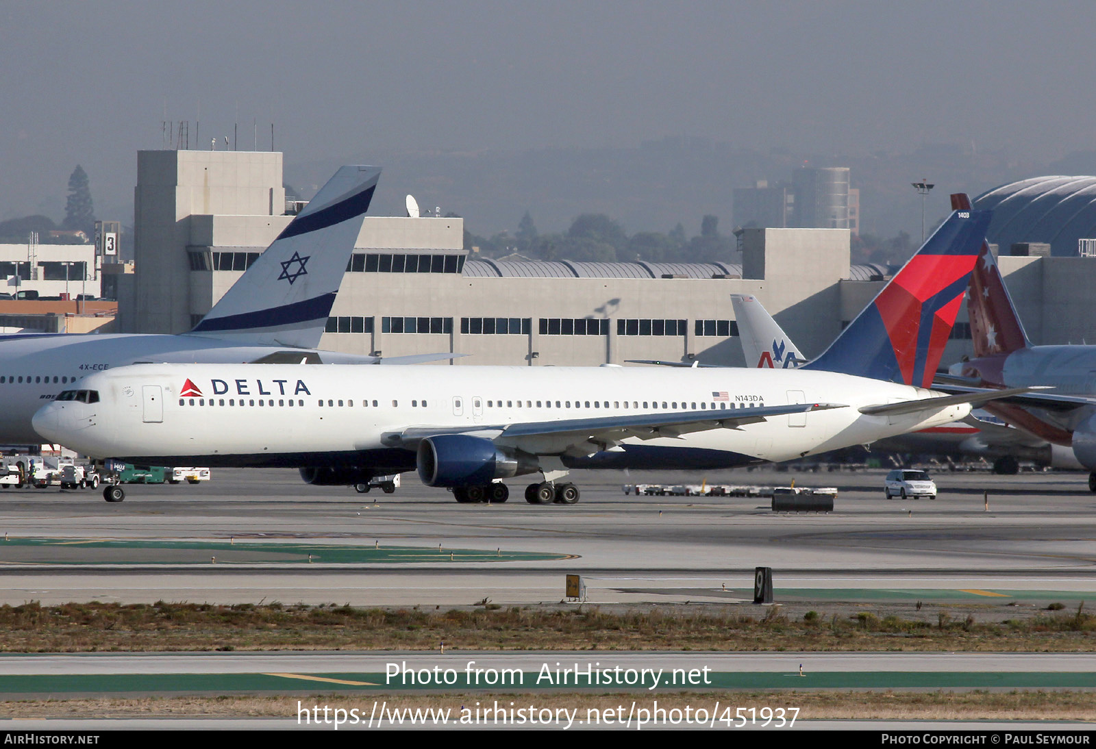 Aircraft Photo of N143DA | Boeing 767-332 | Delta Air Lines | AirHistory.net #451937