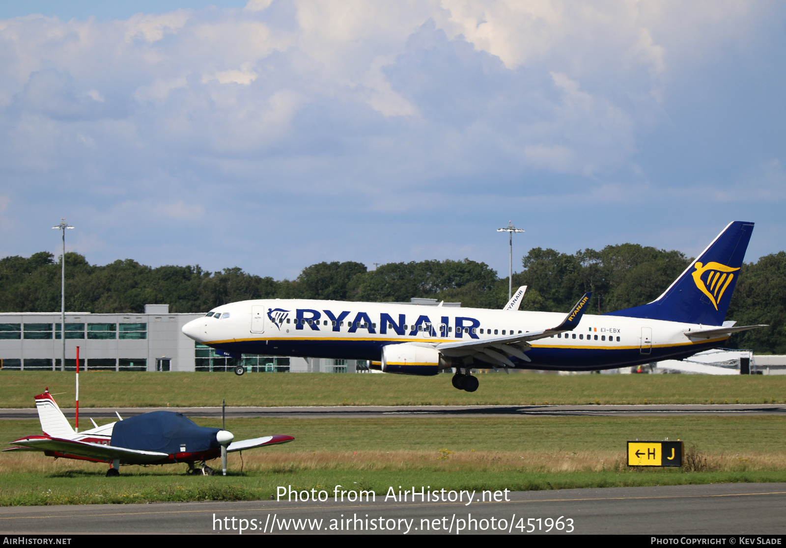 Aircraft Photo of EI-EBX | Boeing 737-8AS | Ryanair | AirHistory.net #451963