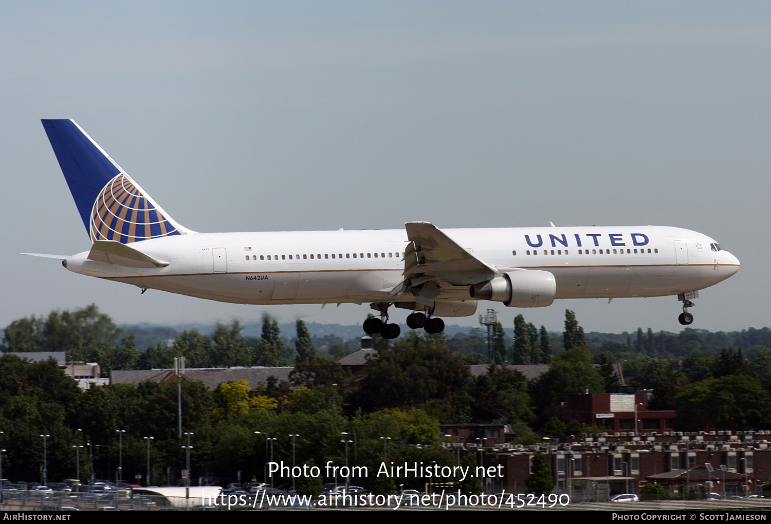 Aircraft Photo of N642UA | Boeing 767-322/ER | United Airlines | AirHistory.net #452490