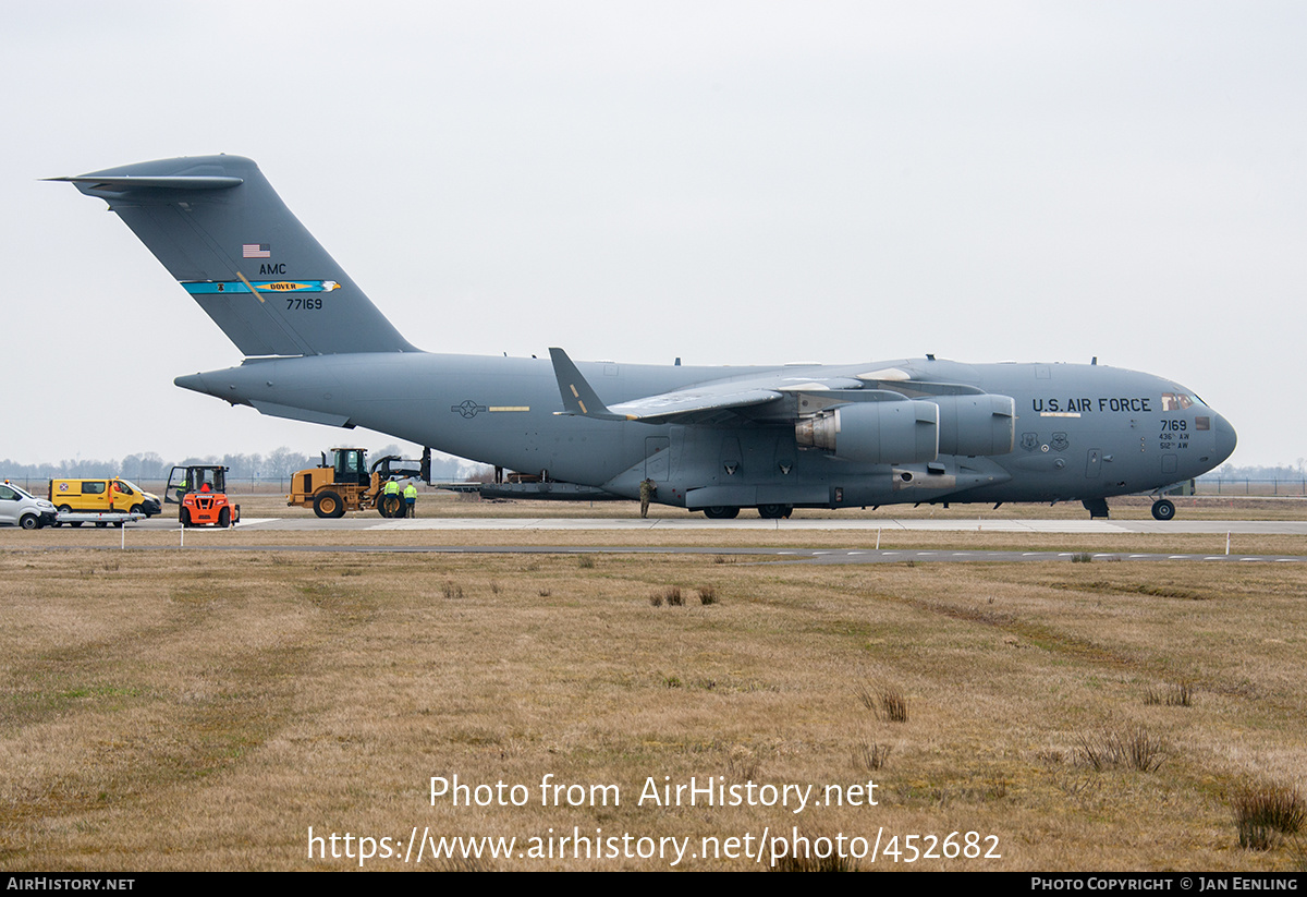 Aircraft Photo of 07-7169 / 77169 | Boeing C-17A Globemaster III | USA - Air Force | AirHistory.net #452682