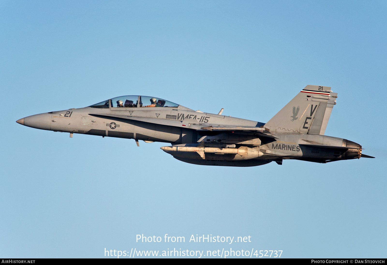 Aircraft Photo of 165414 | McDonnell Douglas F/A-18D Hornet | USA - Marines | AirHistory.net #452737