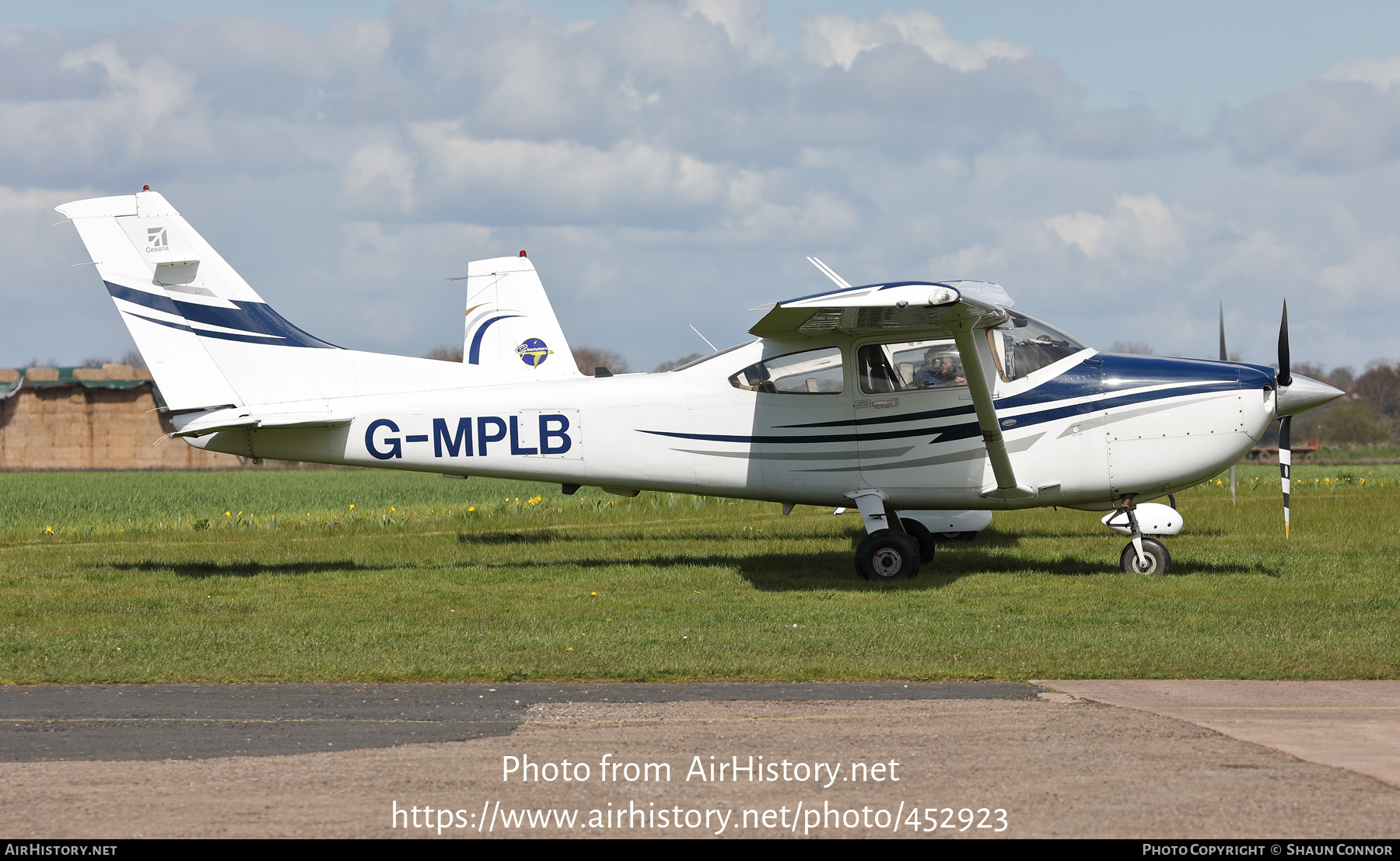 Aircraft Photo of G-MPLB | Cessna 182T Skylane | AirHistory.net #452923