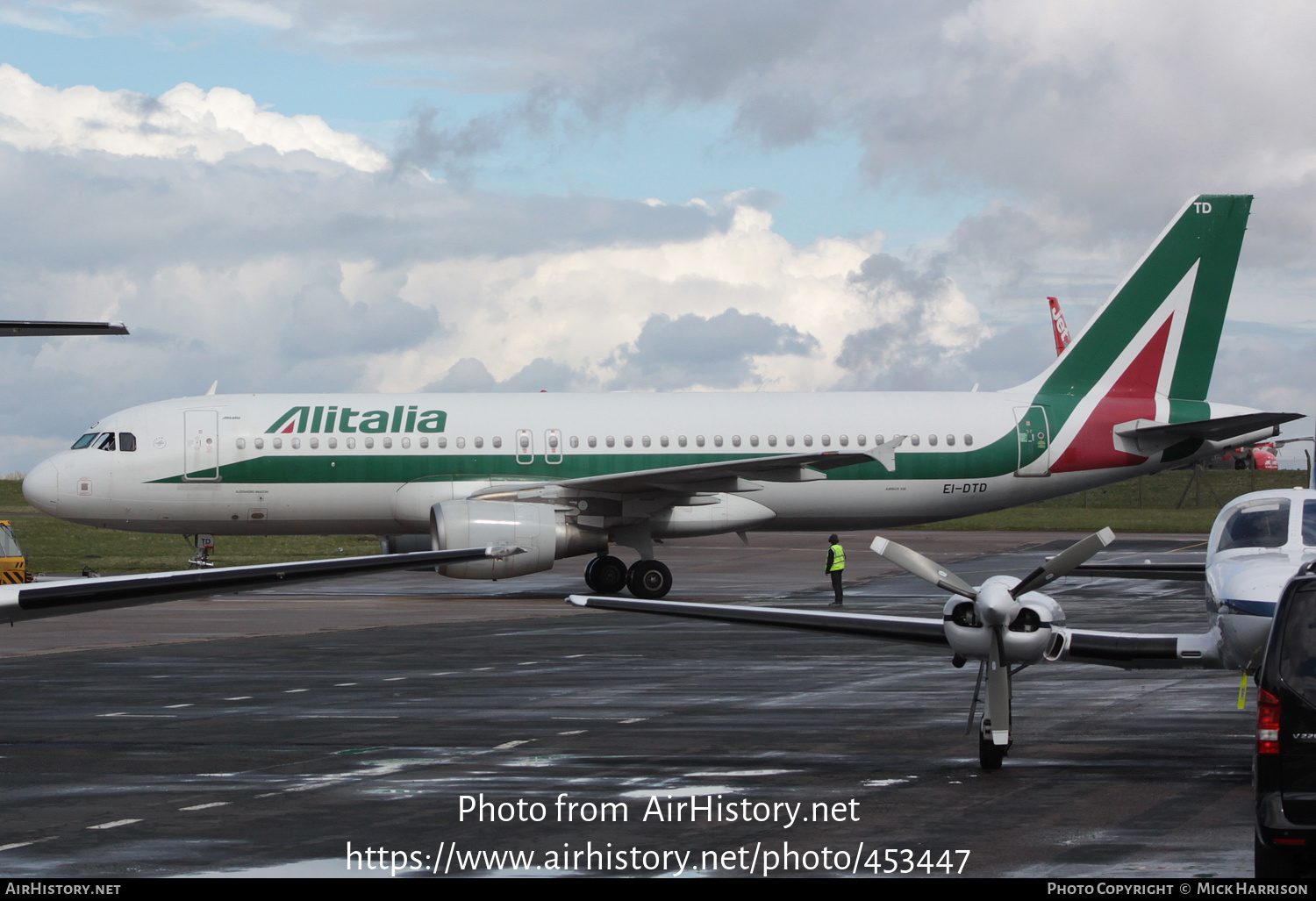 Aircraft Photo of EI-DTD | Airbus A320-216 | Alitalia | AirHistory.net #453447