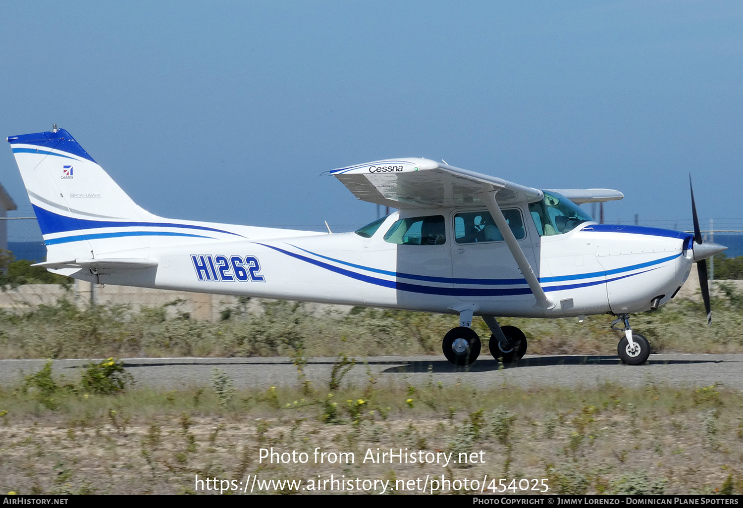 Aircraft Photo of HI262 | Cessna 172M Skyhawk | AirHistory.net #454025