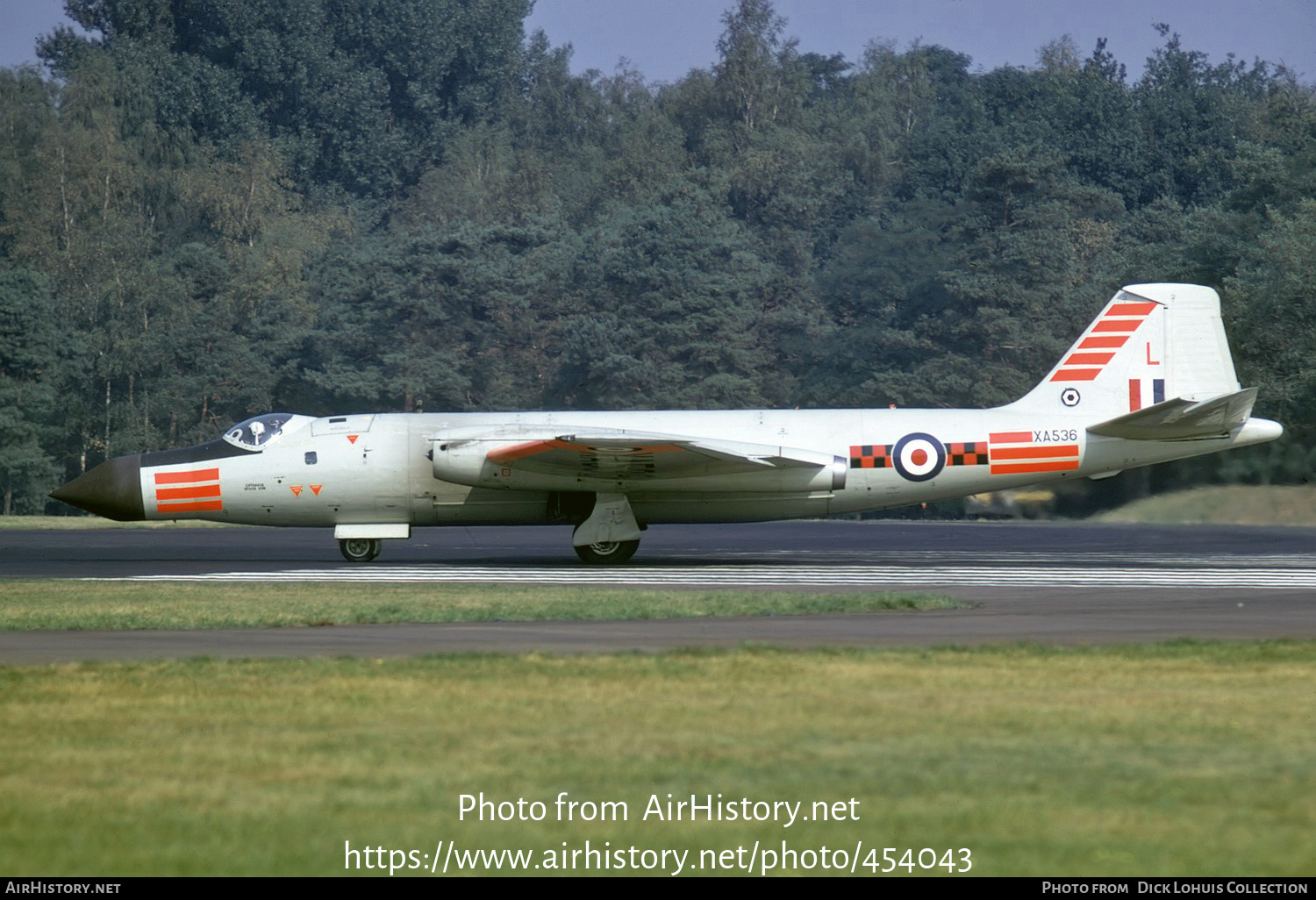 Aircraft Photo of XA536 | English Electric Canberra T19 | UK - Air Force | AirHistory.net #454043