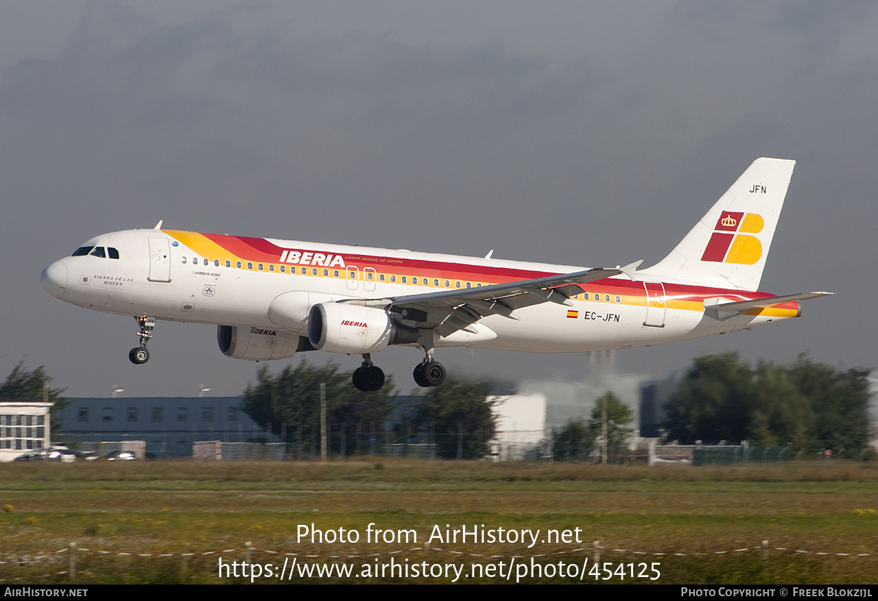 Aircraft Photo of EC-JFN | Airbus A320-214 | Iberia | AirHistory.net #454125