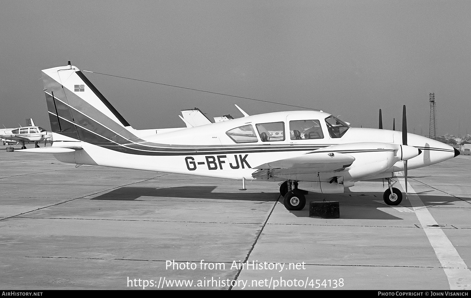 Aircraft Photo of G-BFJK | Piper PA-23-250 Aztec F | AirHistory.net #454138