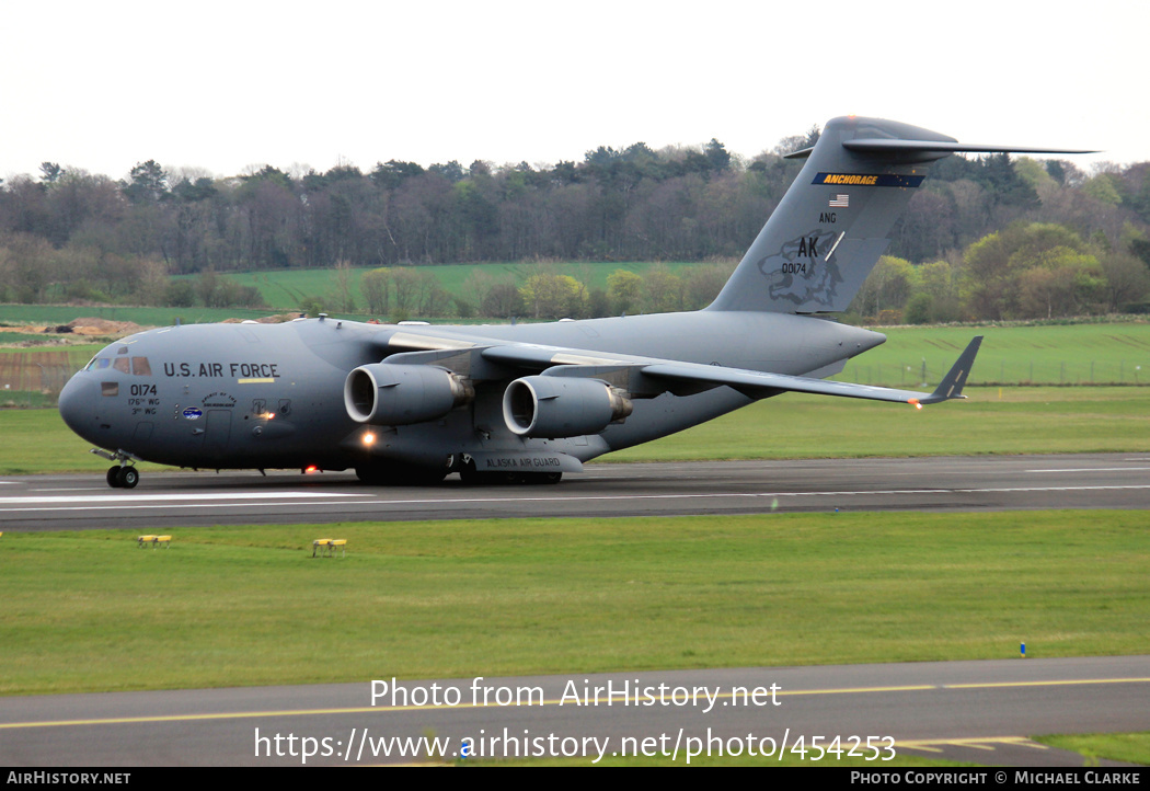 Aircraft Photo of 00-0174 / 00174 | Boeing C-17A Globemaster III | USA - Air Force | AirHistory.net #454253