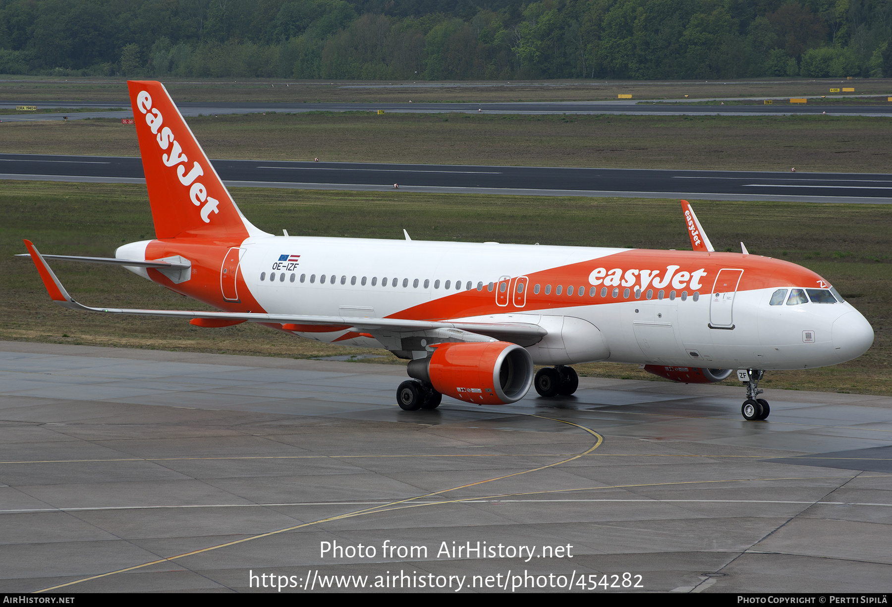 Aircraft Photo of OE-IZF | Airbus A320-214 | EasyJet | AirHistory.net #454282