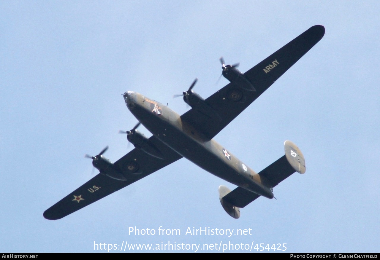 Aircraft Photo of N24927 | Consolidated B-24A Liberator | Commemorative Air Force | USA - Air Force | AirHistory.net #454425