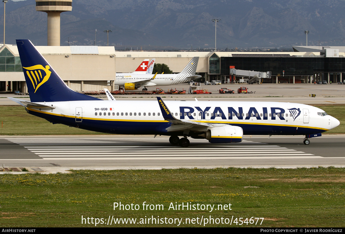 Aircraft Photo of 9H-QDB | Boeing 737-800 | Ryanair | AirHistory.net #454677