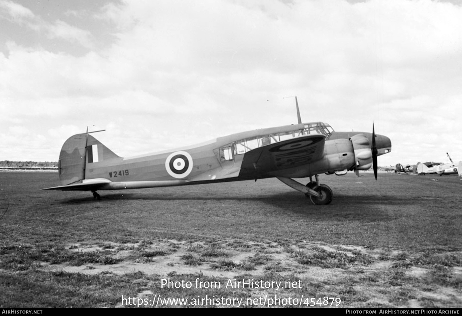 Aircraft Photo of 6651 / W2419 | Avro 652A Anson I | Canada - Air Force | AirHistory.net #454879