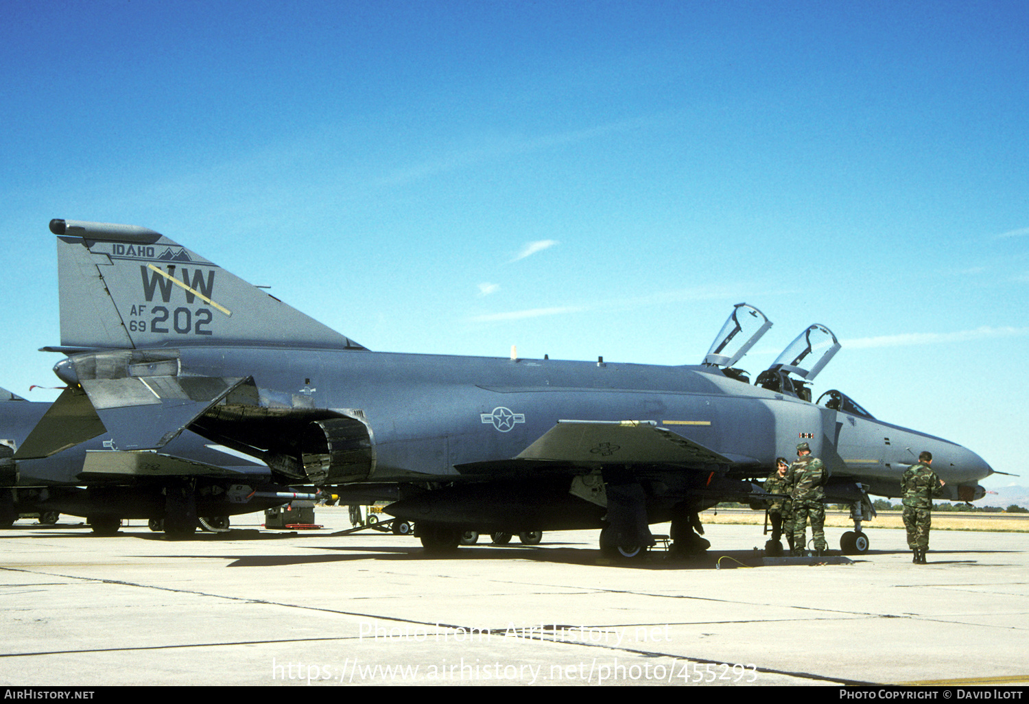 Aircraft Photo of 69-7202 / AF69-202 | McDonnell Douglas F-4E Phantom II | USA - Air Force | AirHistory.net #455293